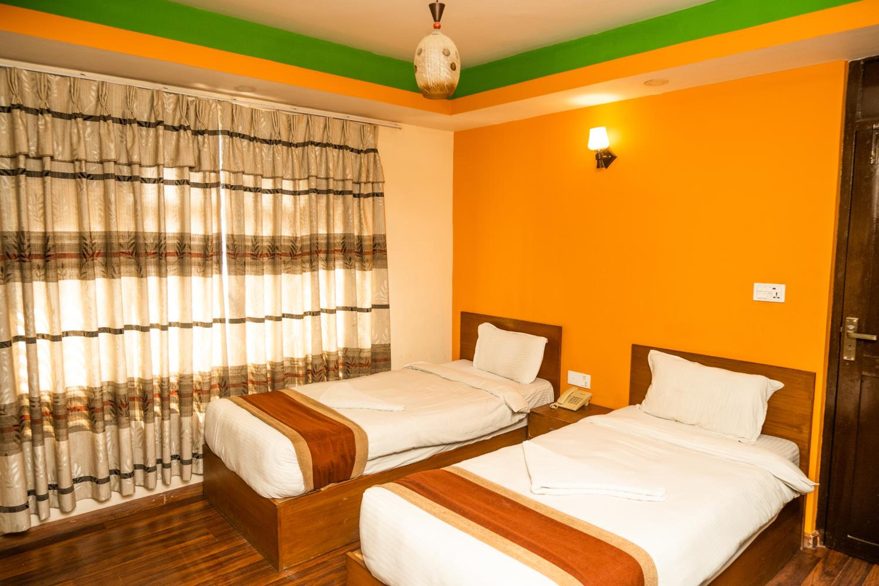 Standard Double Room - Photo 4