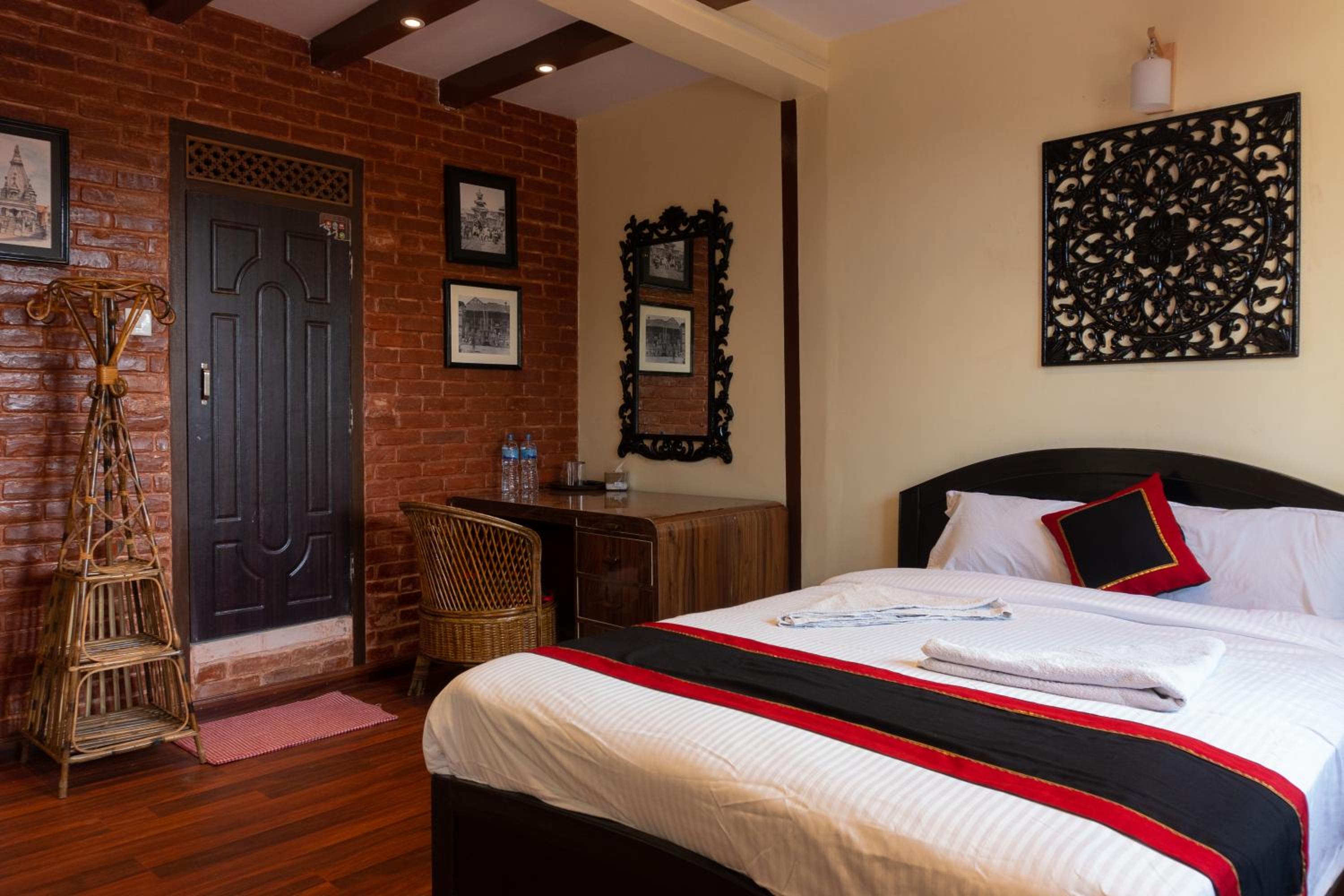 Deluxe Queen Room photo 1