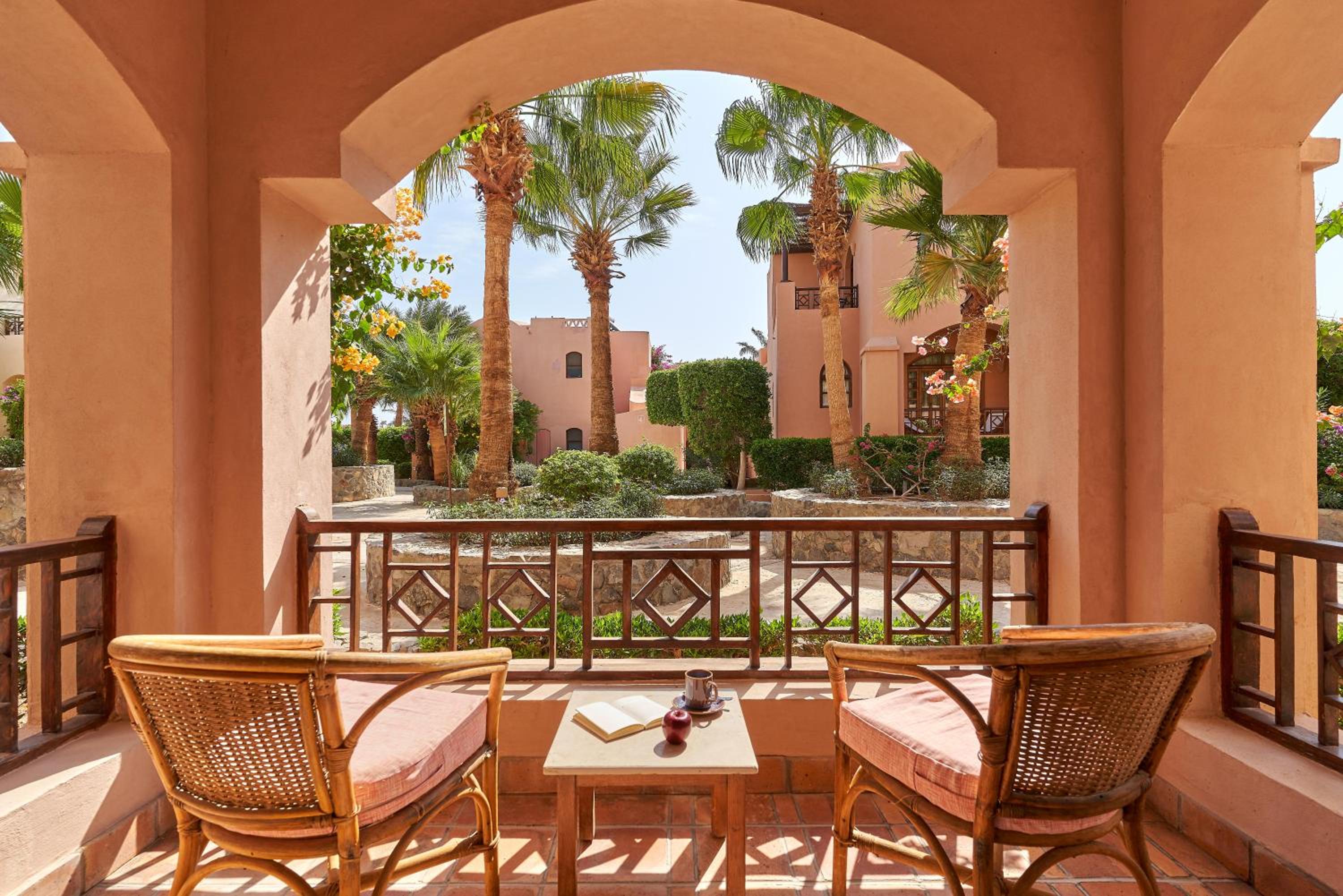 Premium Garden view Terrace - Photo 6
