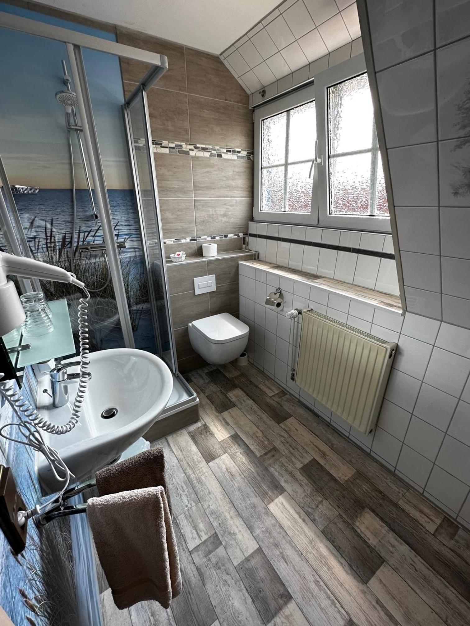 Double Room - Photo 26