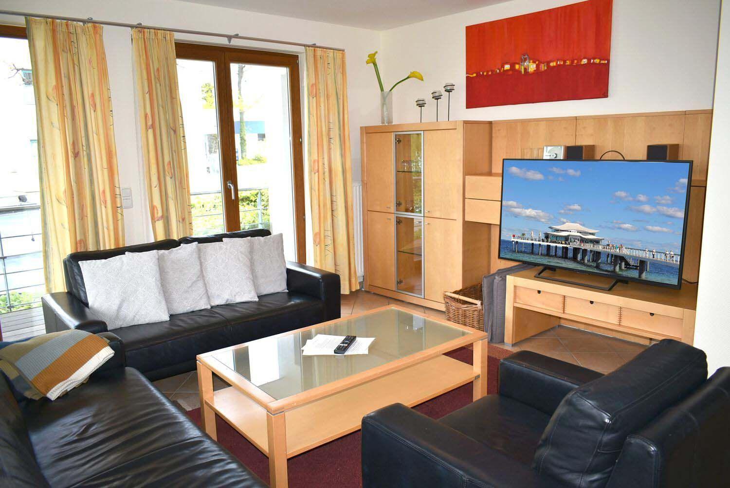 Two-Bedroom Apartment with Balcony photo 1