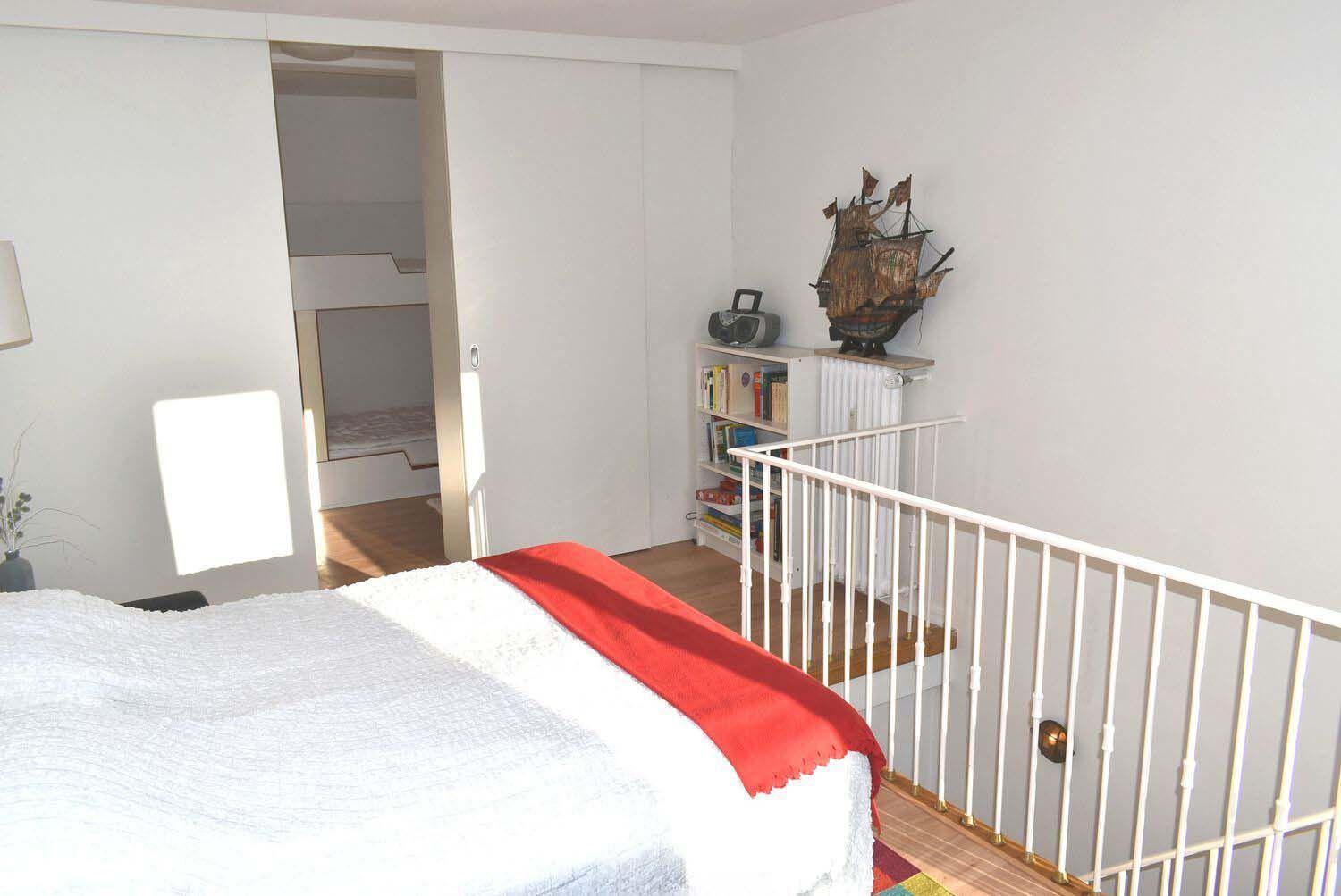 Two-Bedroom Apartment with Balcony photo 3