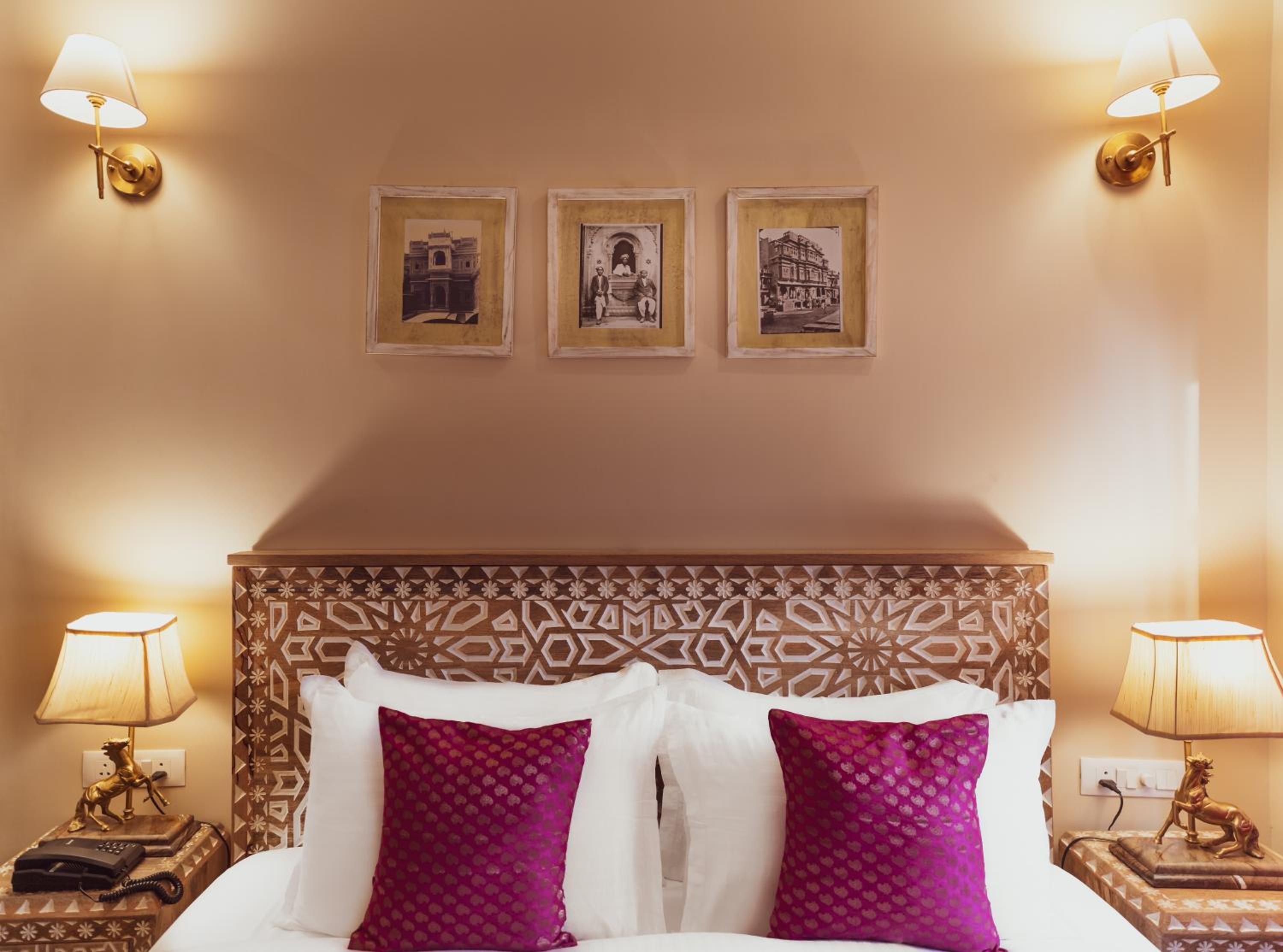 Deluxe Room - Photo 3