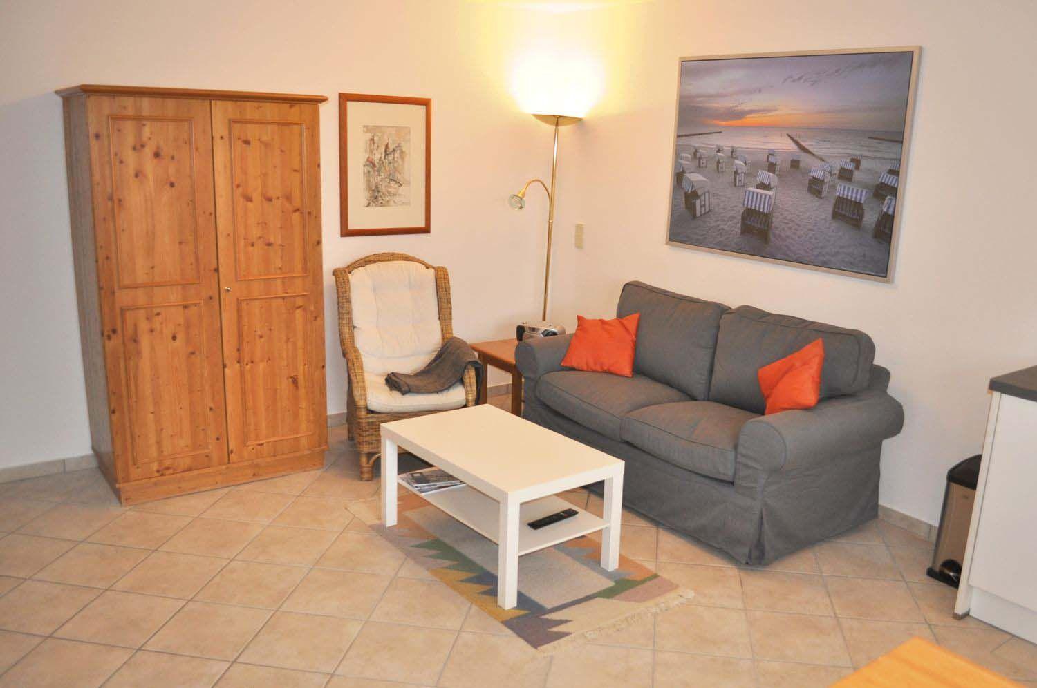 Two-Bedroom Apartment with Shower  photo 1