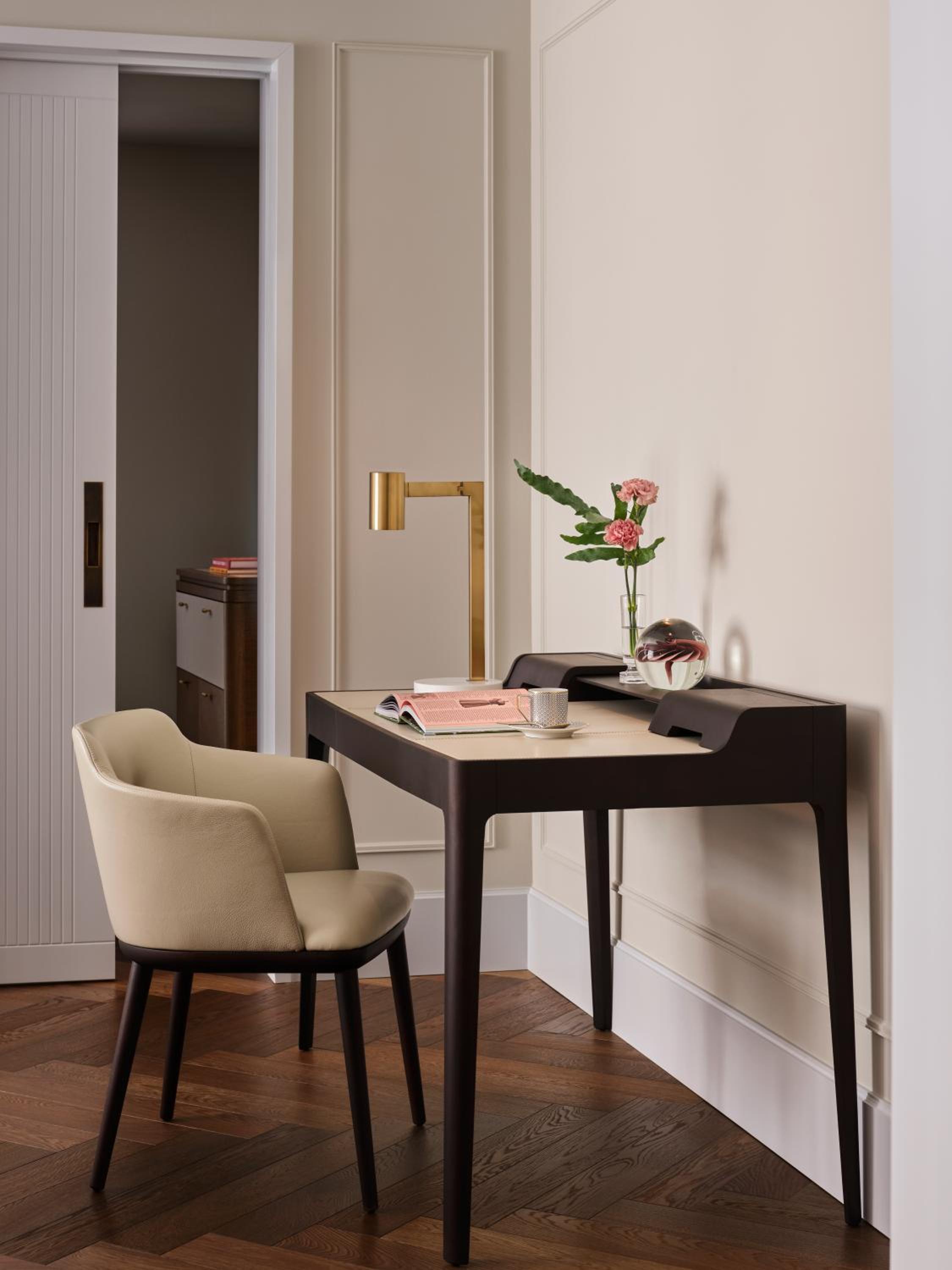 Executive Suite (Non Smoking) - Photo 9
