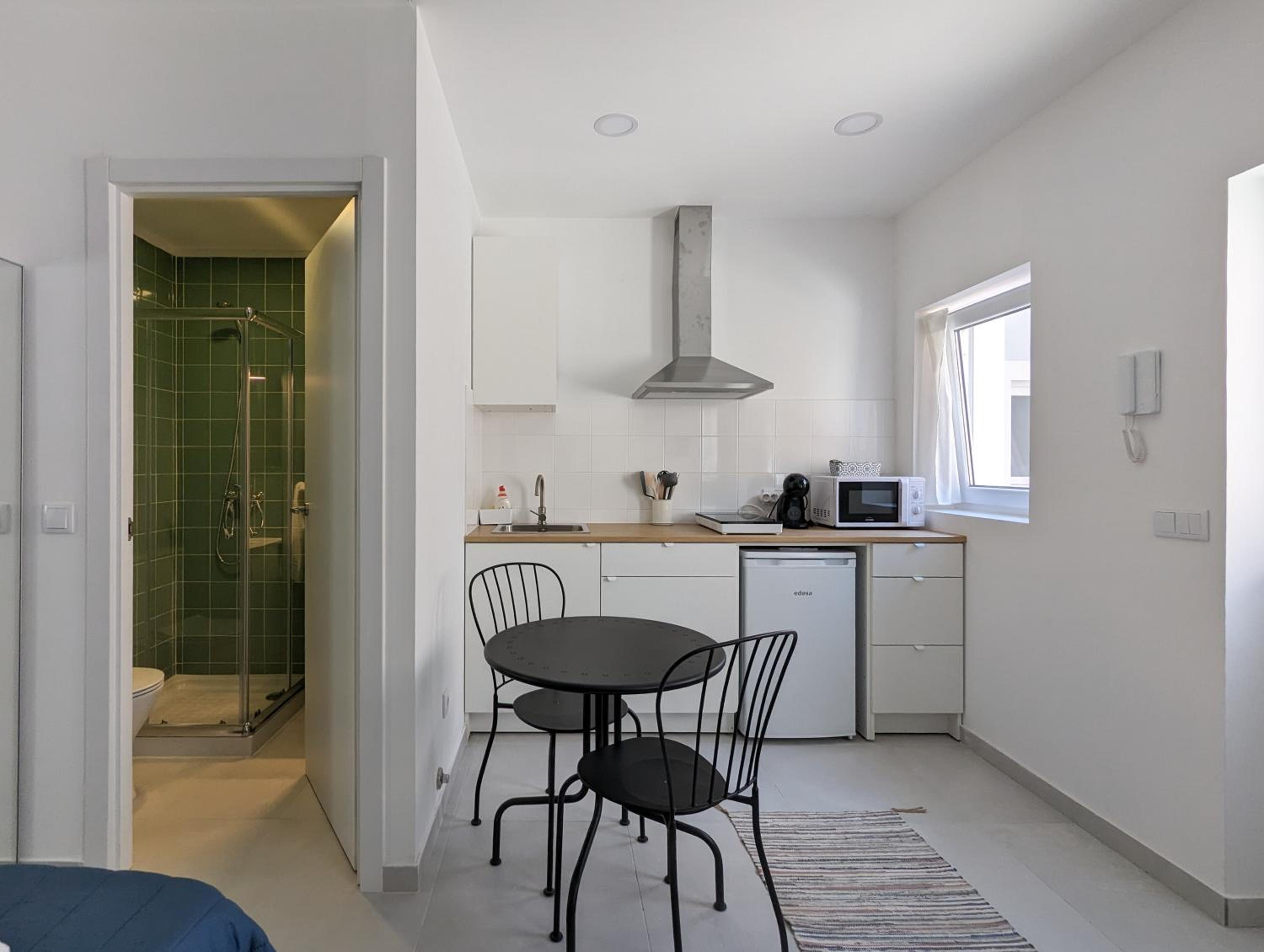 Studio Apartment photo 2
