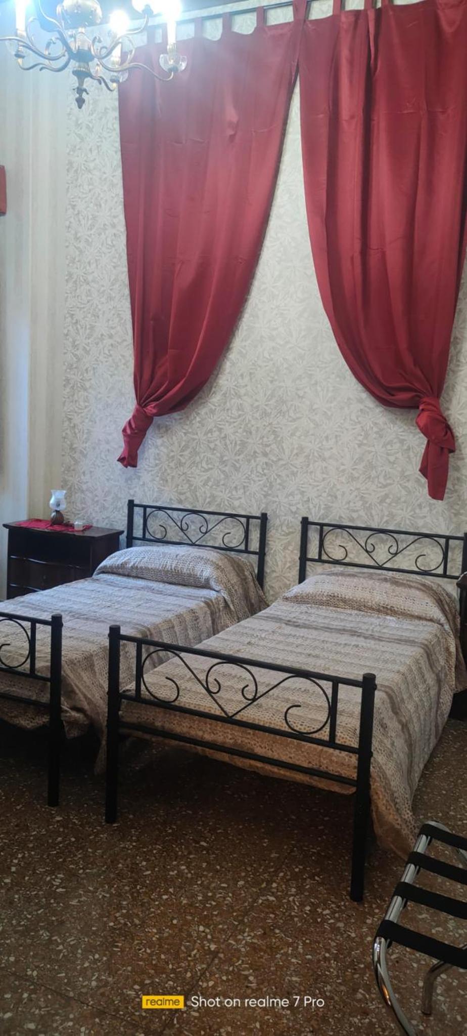 Double or Twin Room with Private External Bathroom photo 1