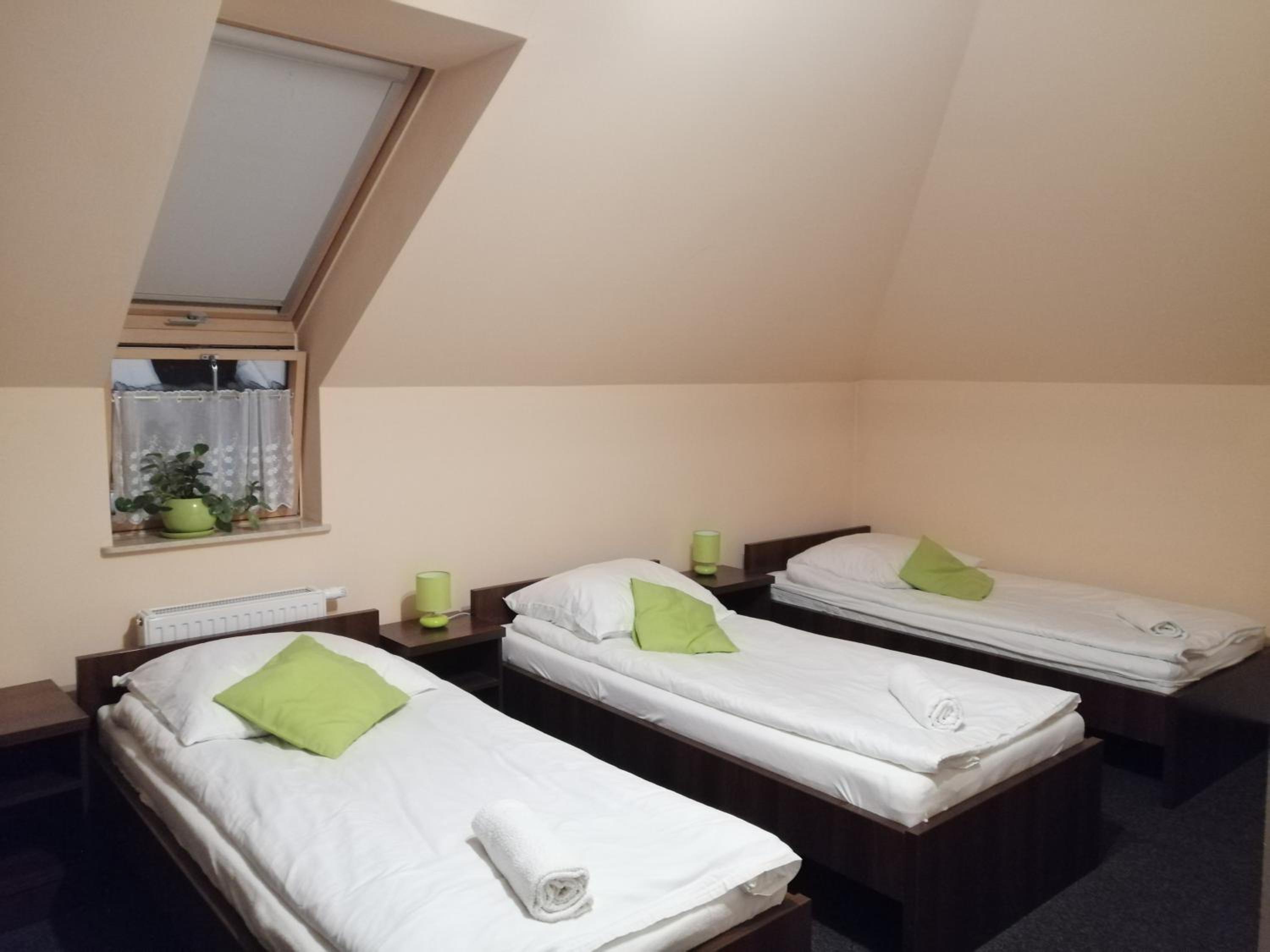Triple Room with Bathroom photo 2