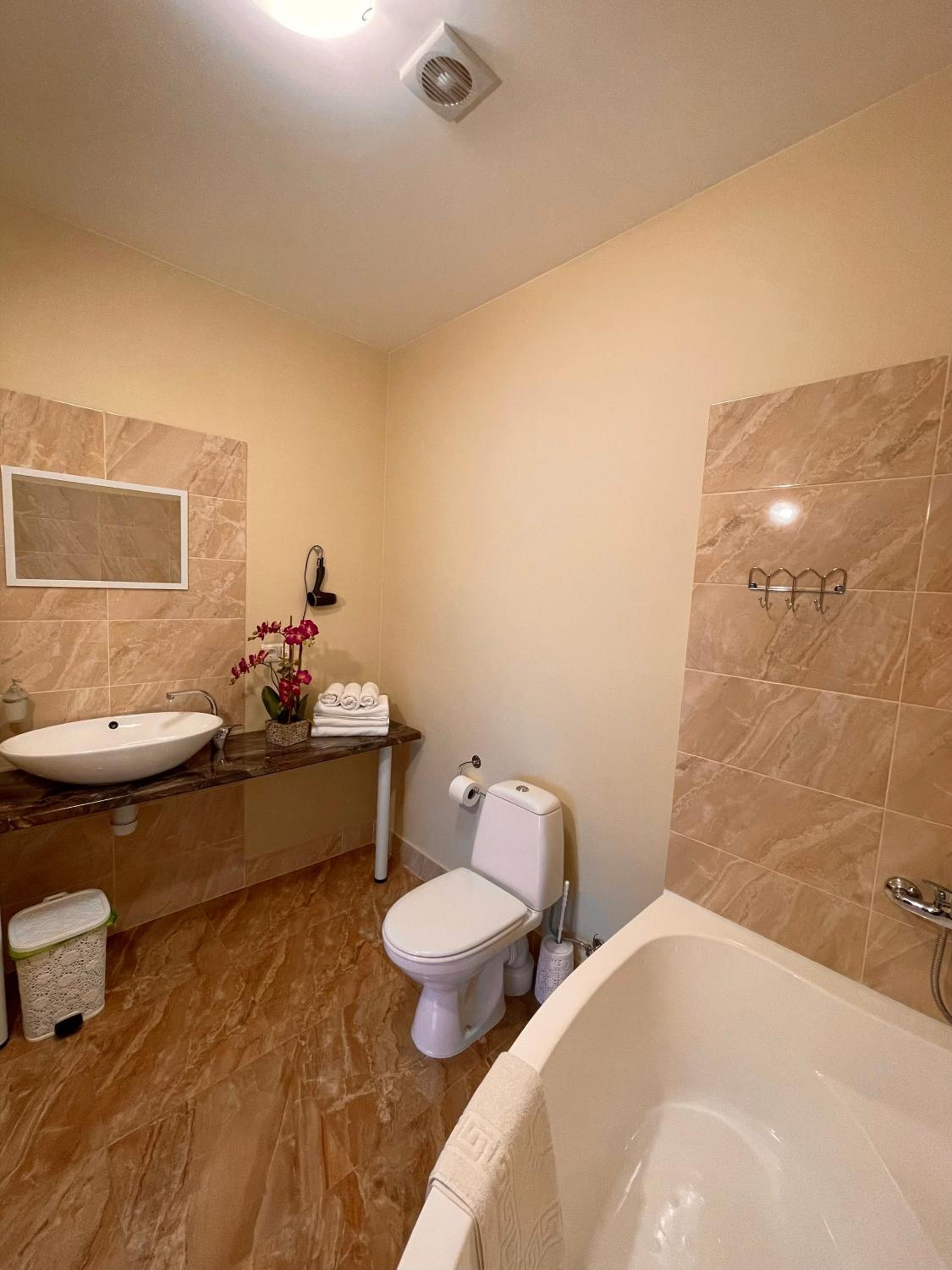 Superior Triple Room with Spa Package  - Photo 5