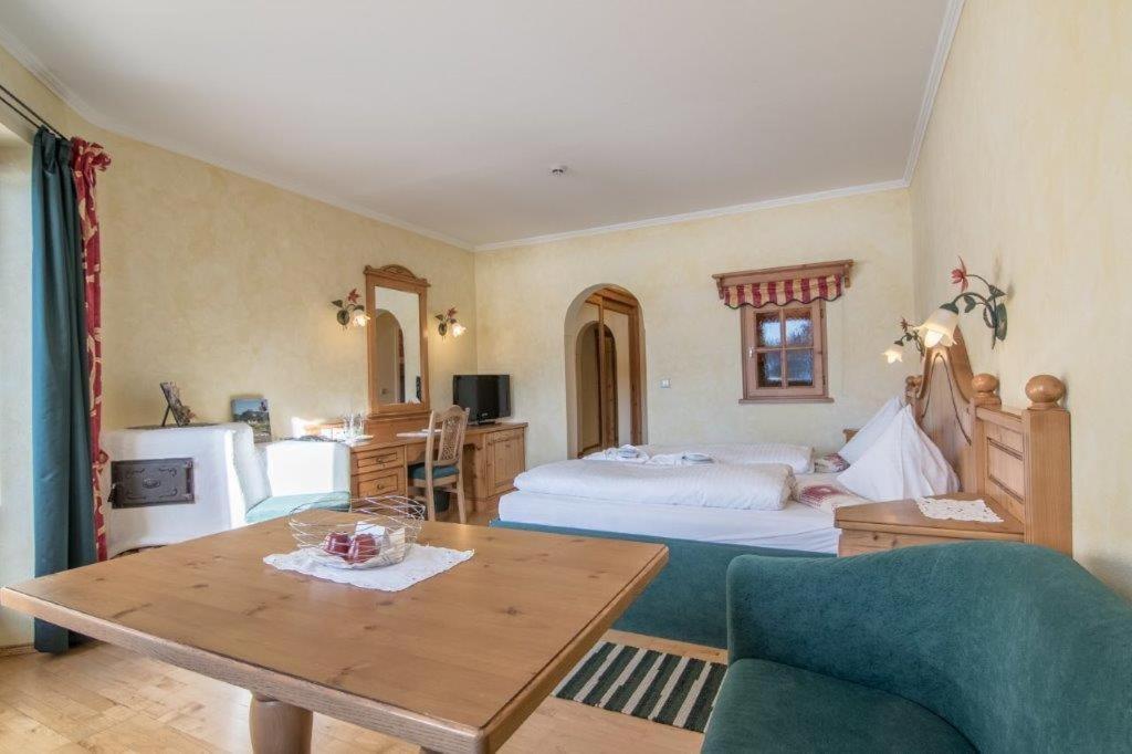 Comfort Suite with Balcony photo 2
