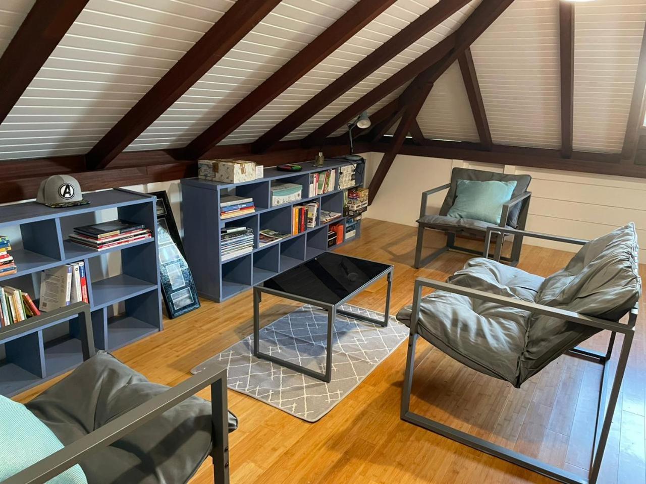 Three-Bedroom Villa photo 2