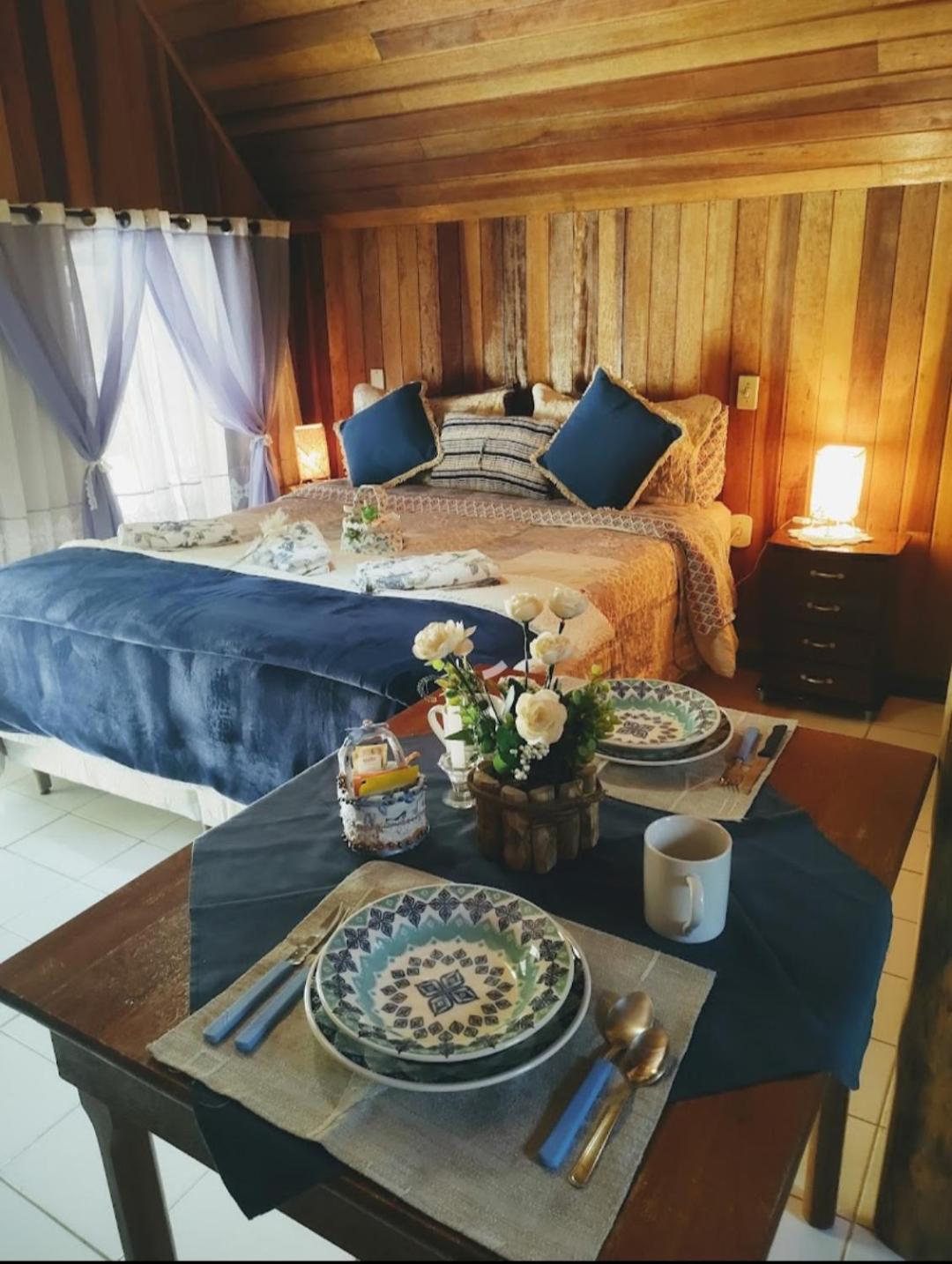 One-Bedroom Chalet - Photo 2