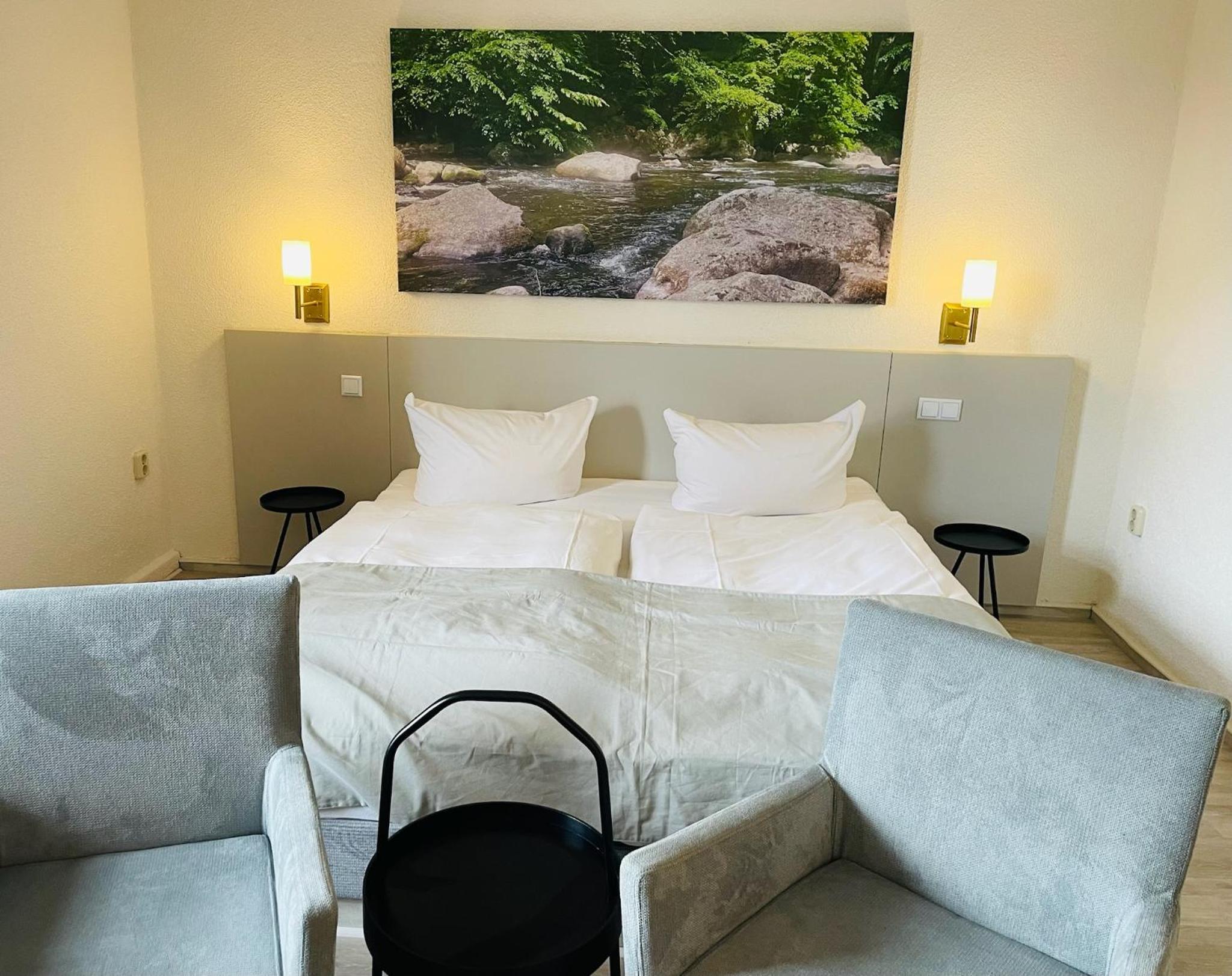 Double Room - Photo 12