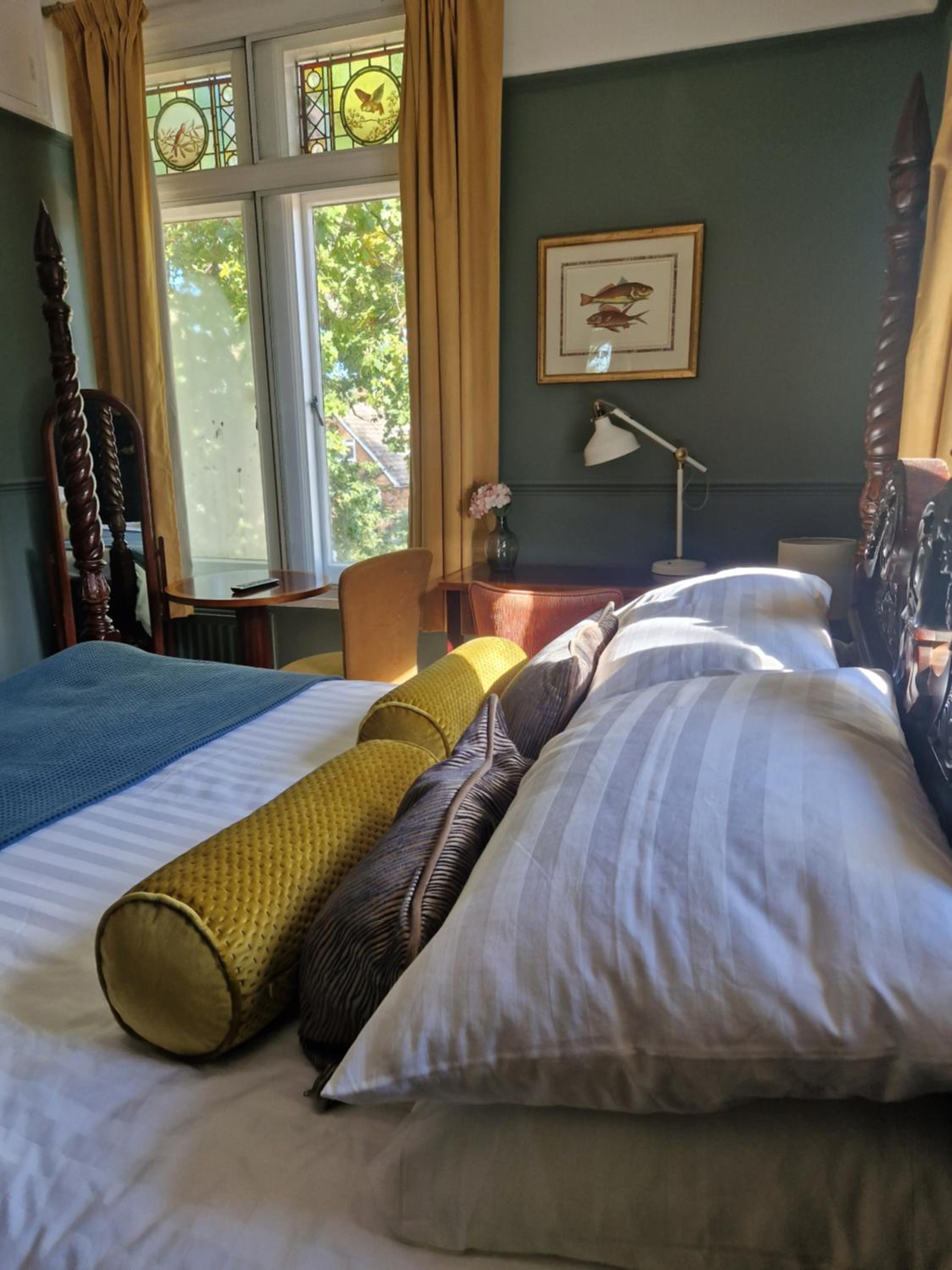 Deluxe King Room photo 3
