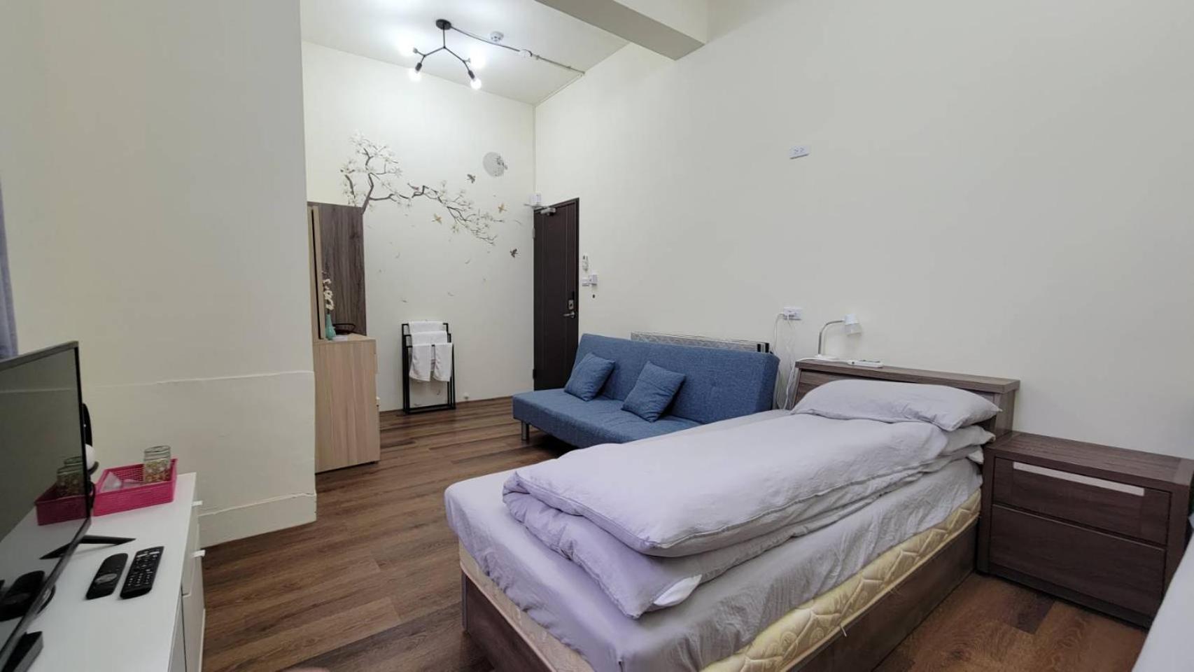 Twin Room with City View photo 3