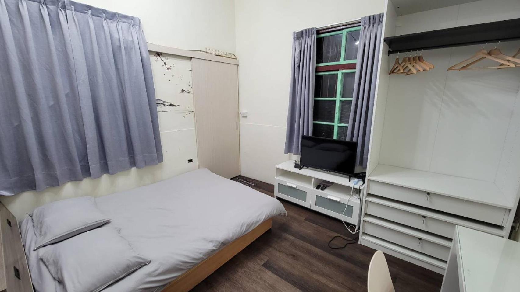 Small Double Room photo 1