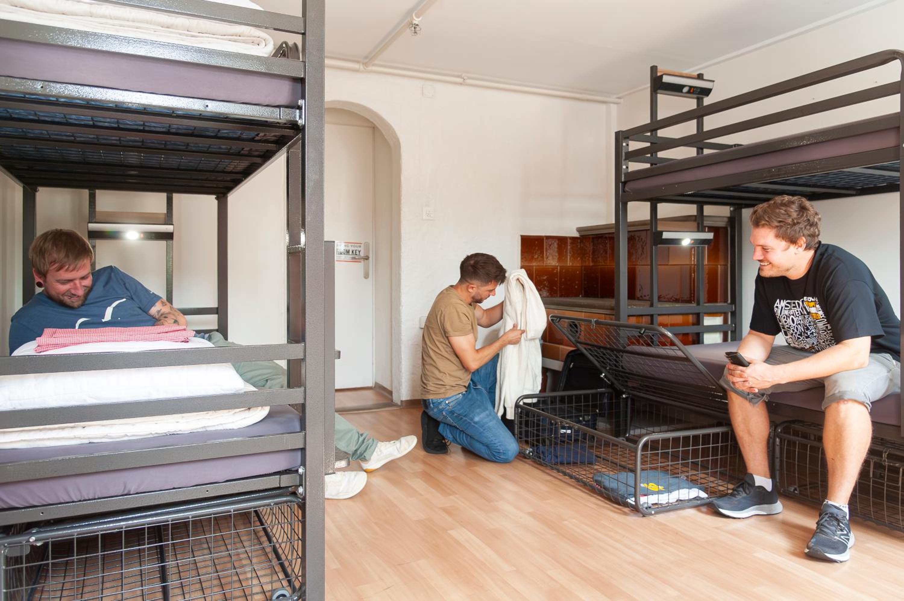 Bed in 6-Bed Dorm photo 2