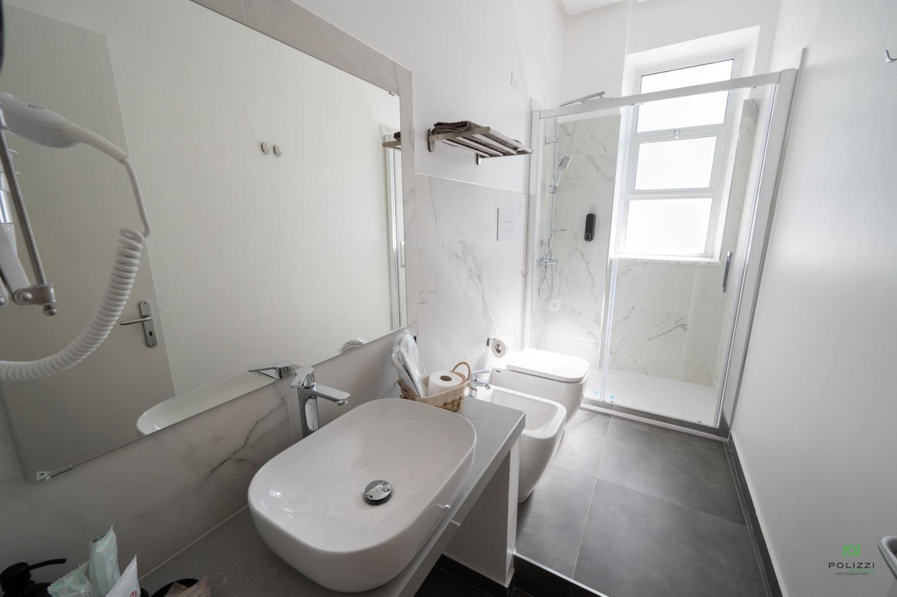 Double Room with Balcony photo 3