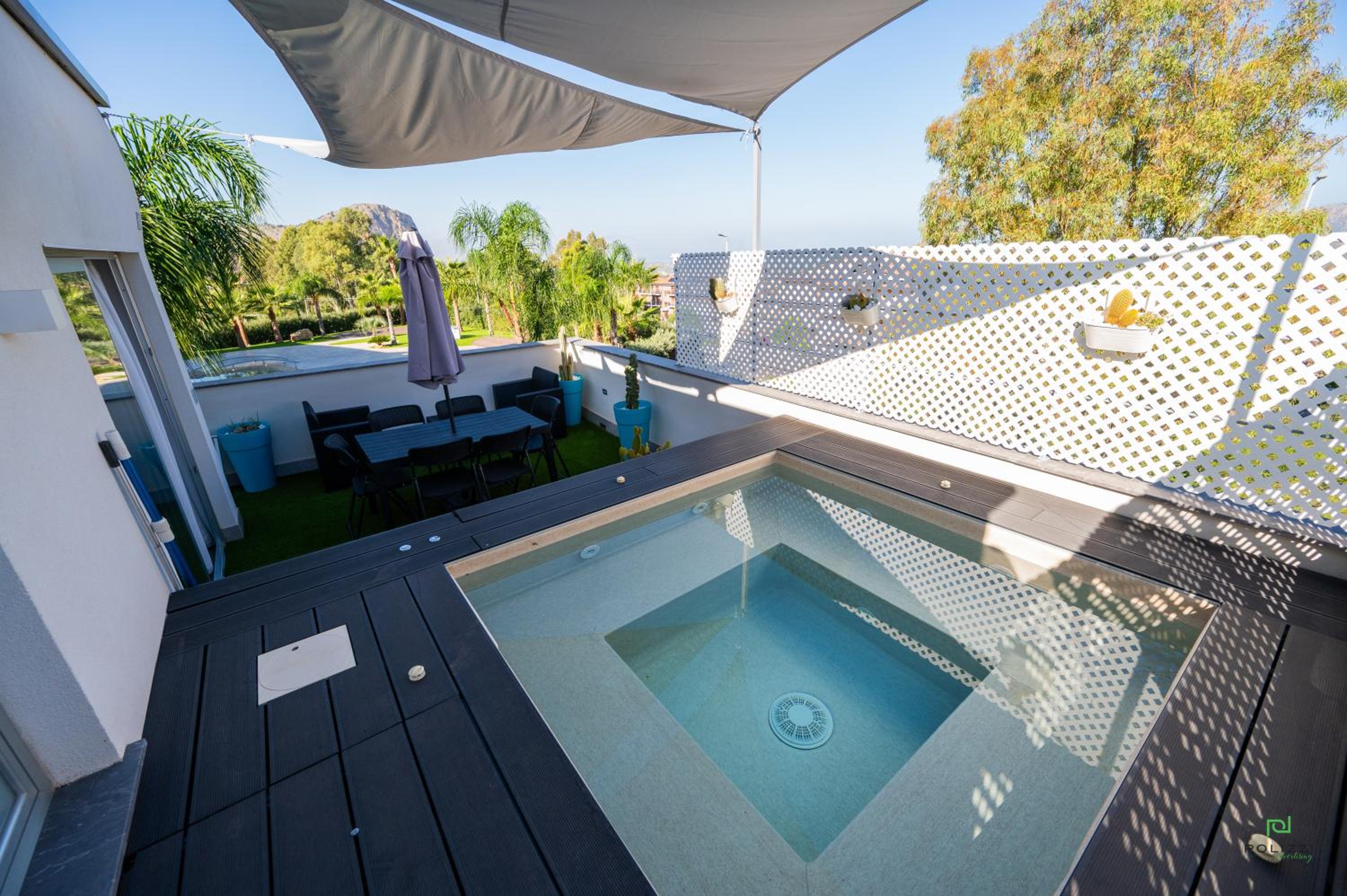 Apartment with Sea View photo 2