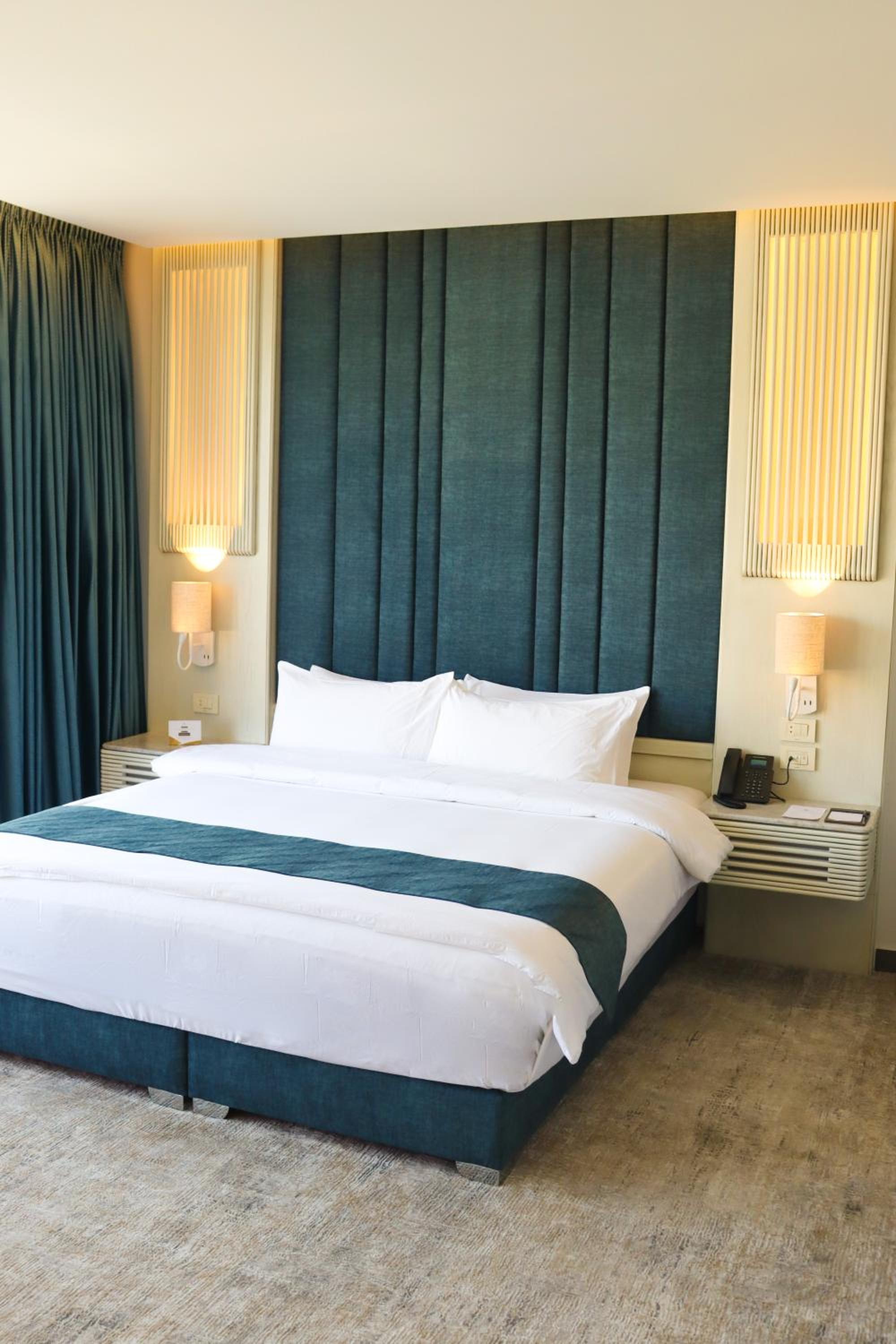 Double Room - Photo 5