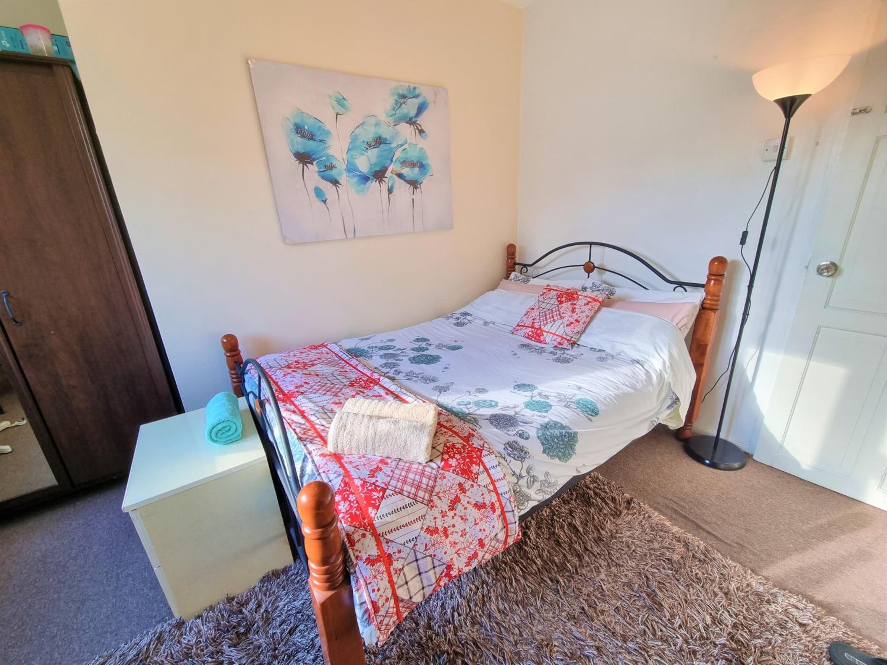 Budget Double Room photo 2