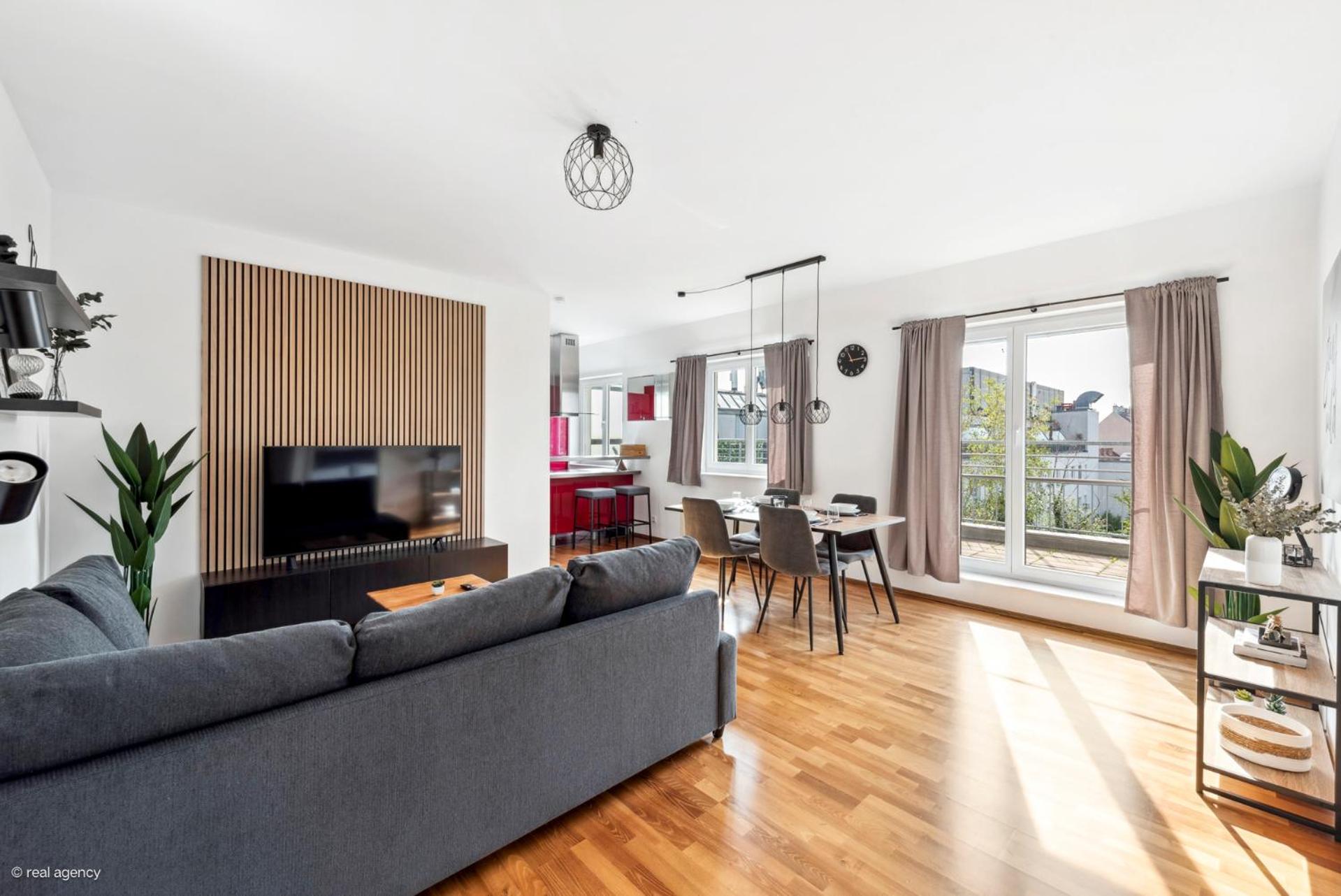 One-Bedroom Apartment