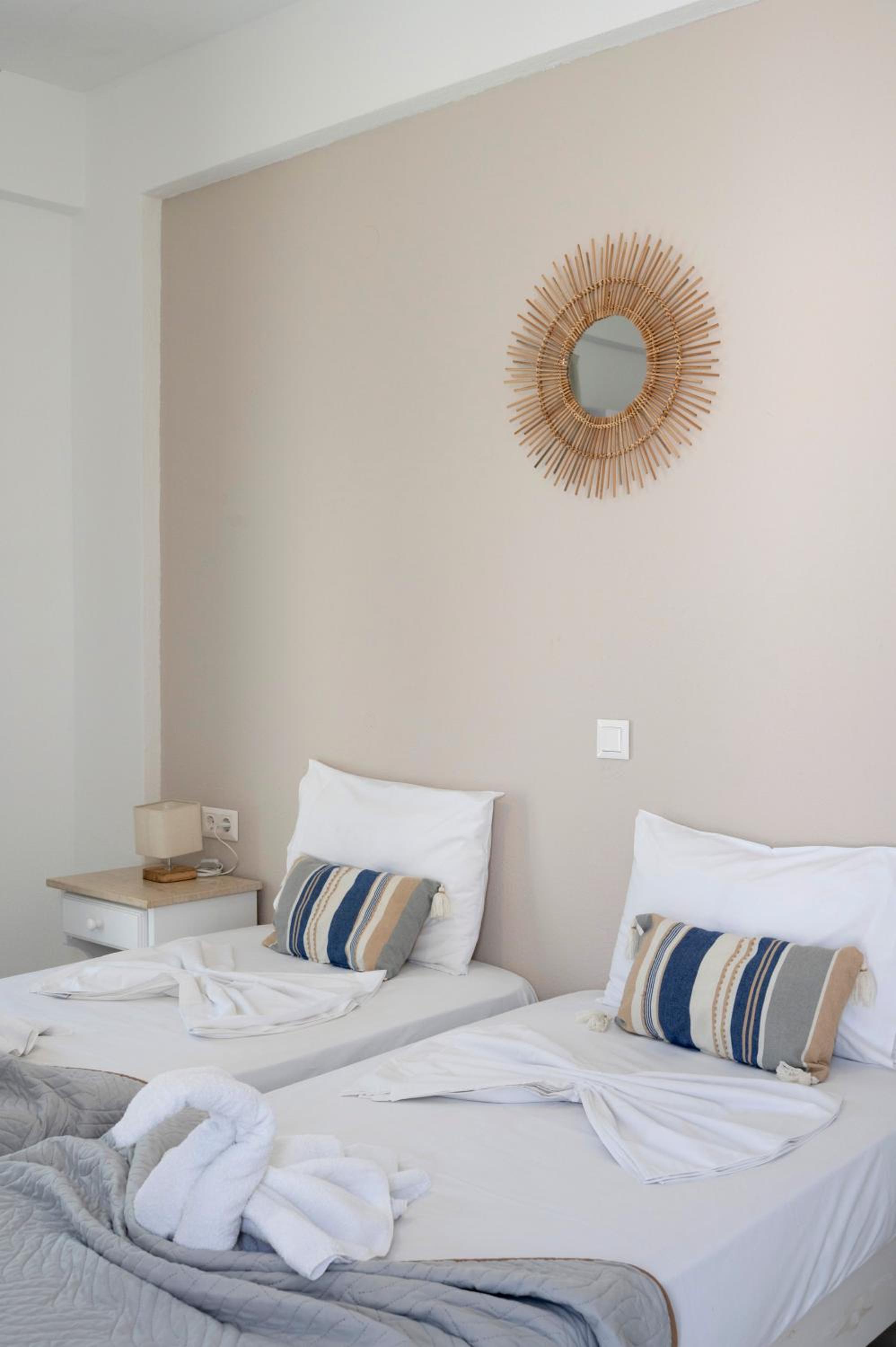 Double or Twin Room - Photo 35