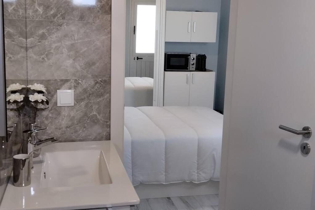 One-Bedroom Suite photo 2