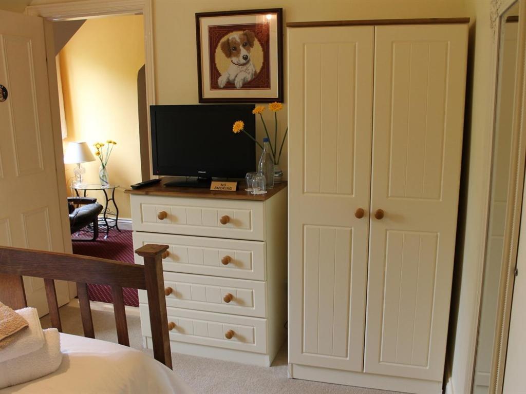 Deluxe Double Room with Shower photo 3