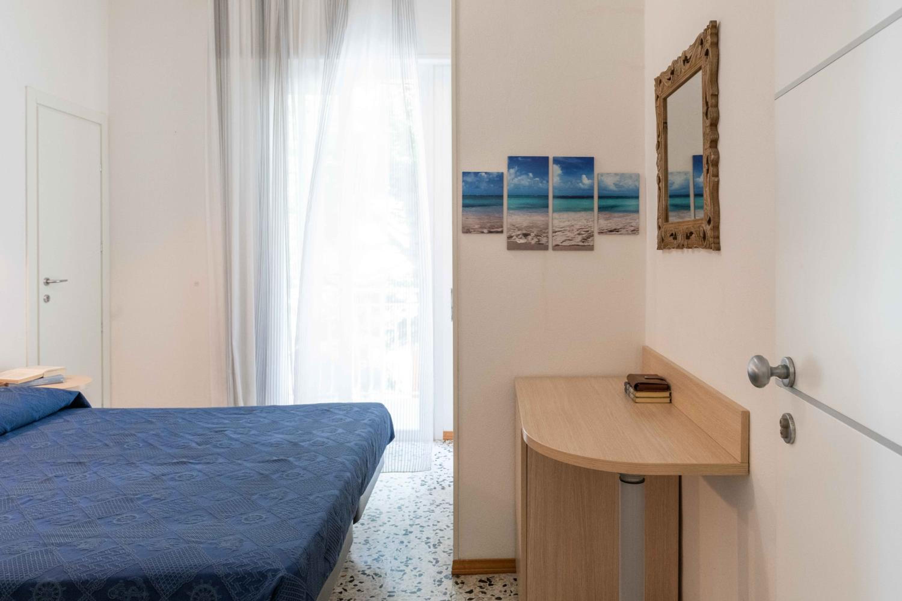 Double Room with Balcony - Photo 53