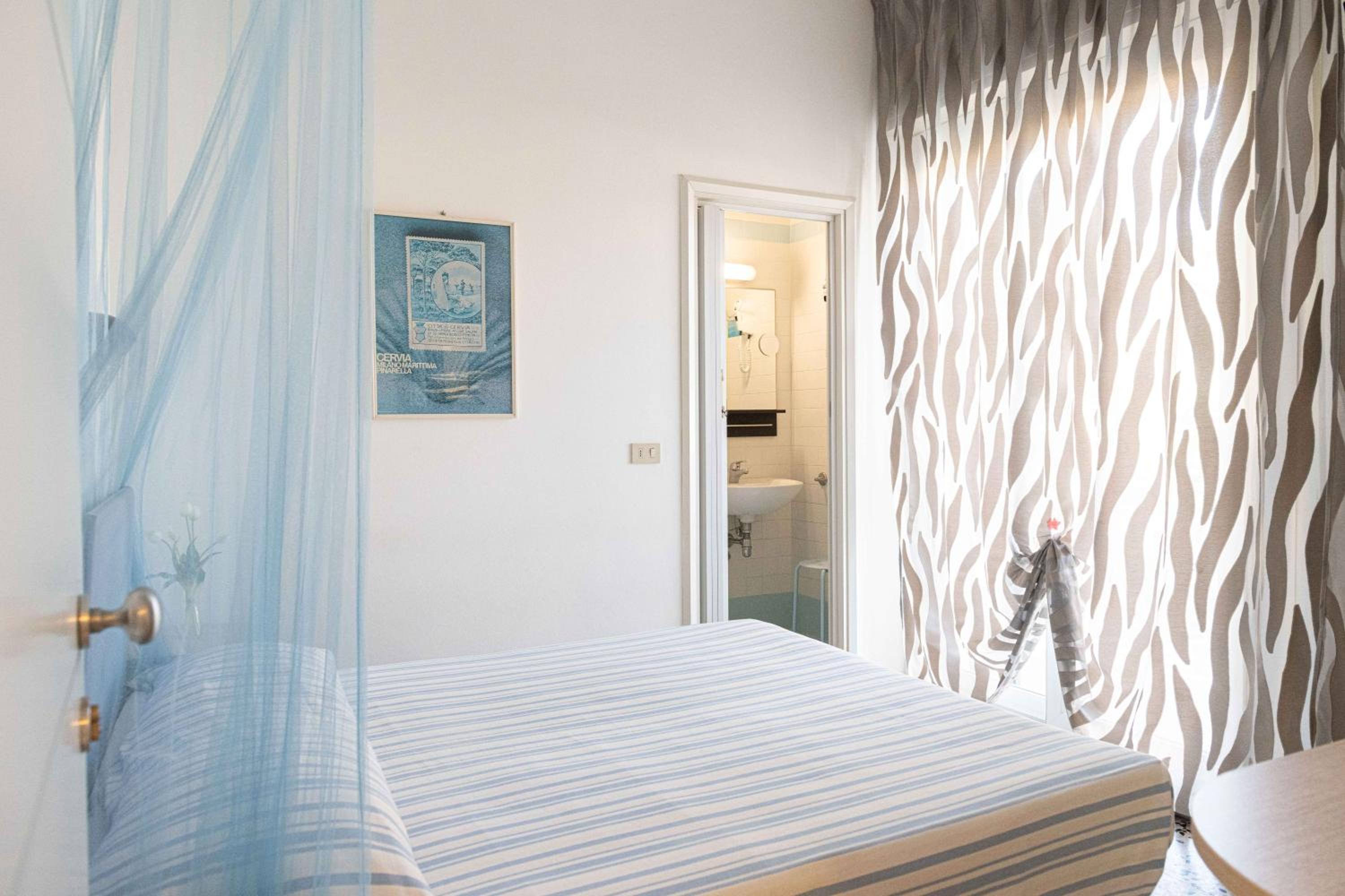 Double Room with Balcony - Photo 31