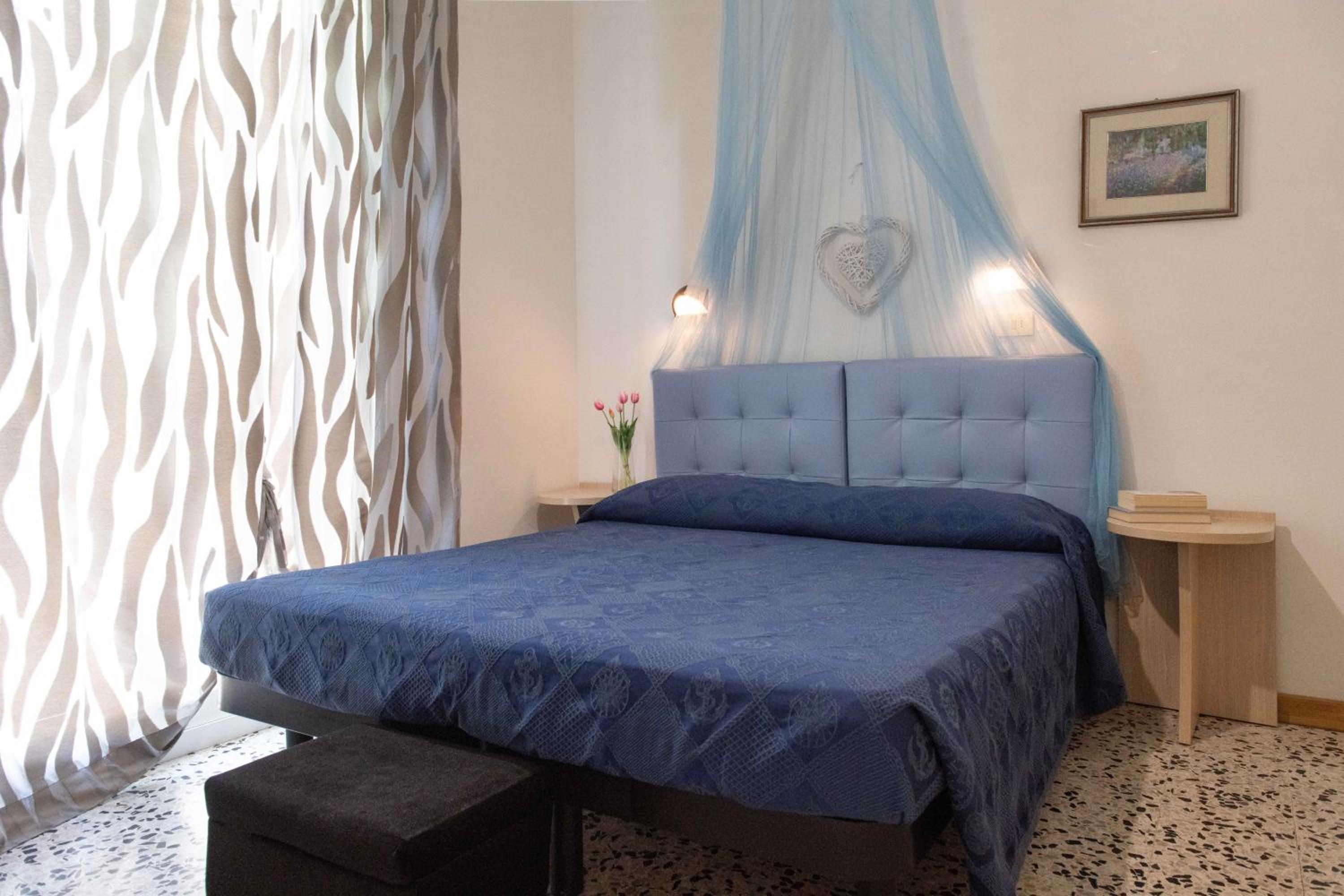 Superior Double or Twin Room - Photo 7