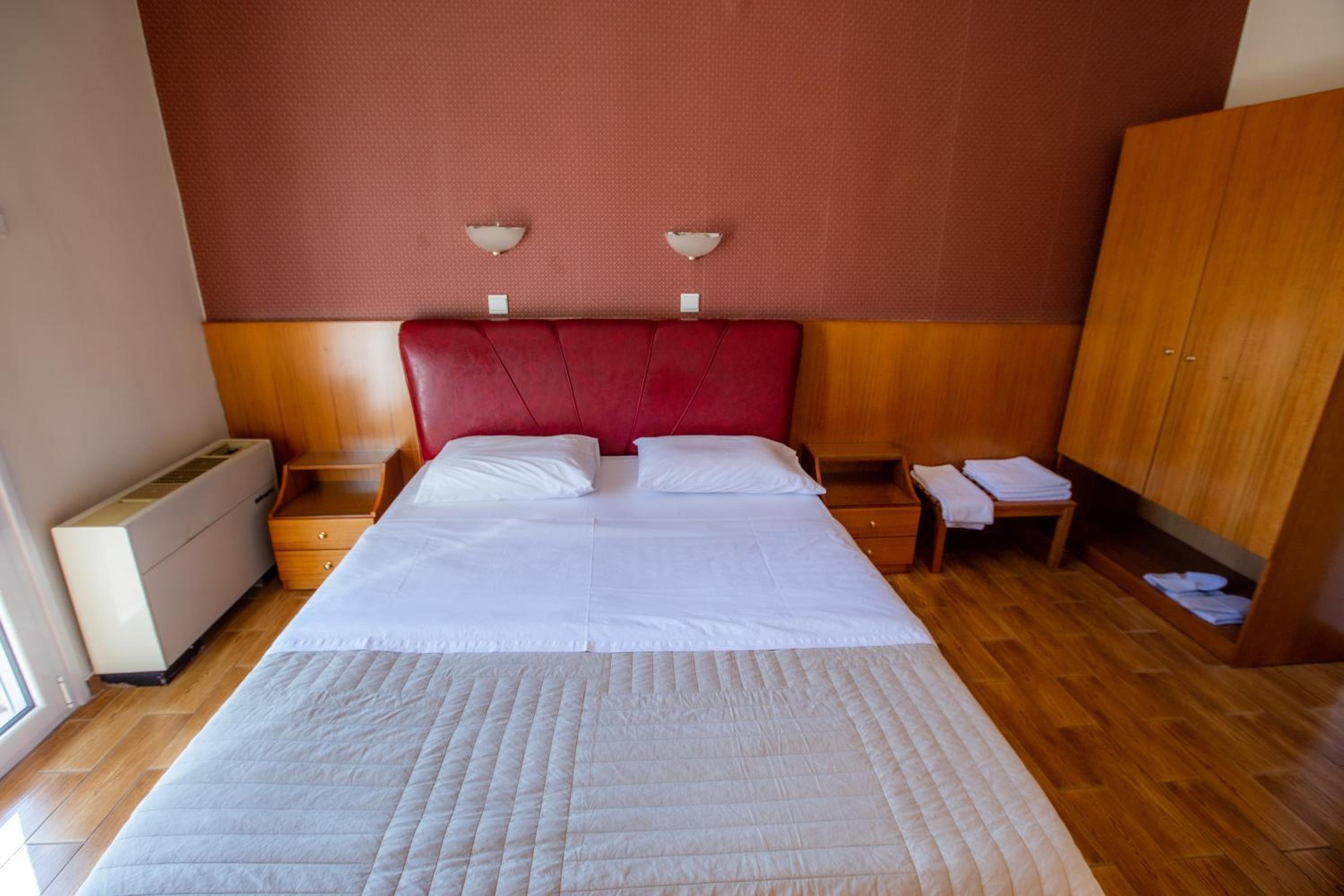 Double or Twin Room photo 1
