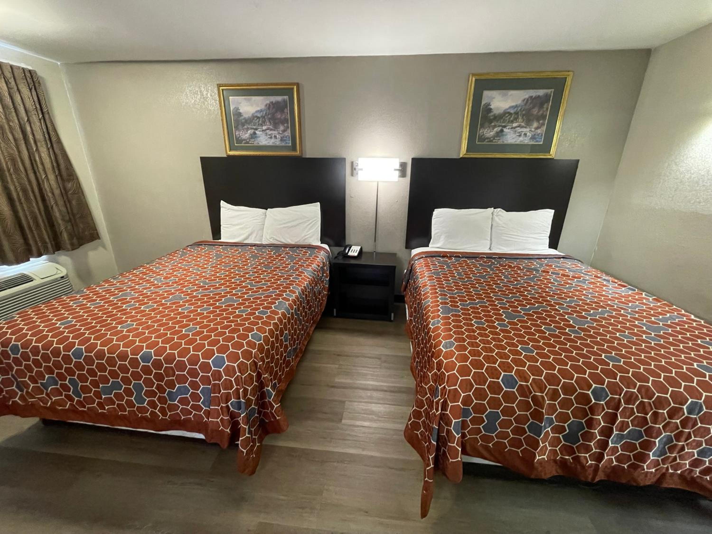 Double Room - Photo 2