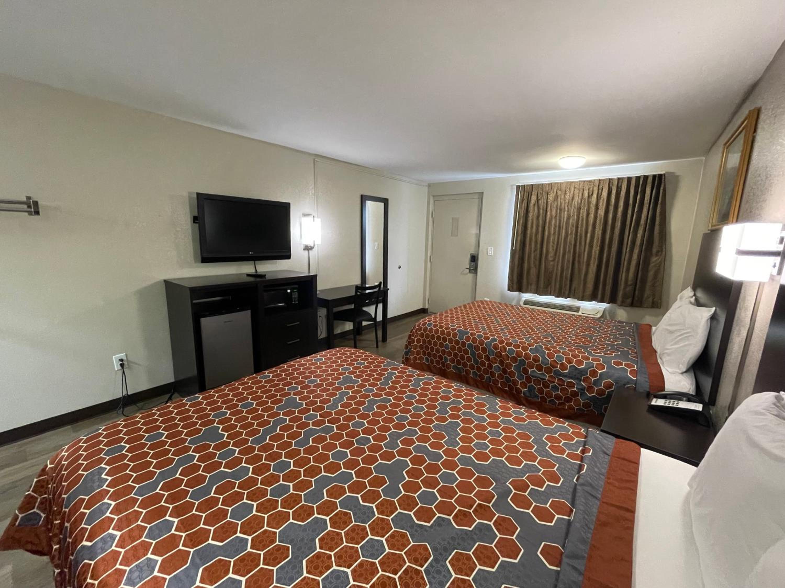 Double Room - Photo 3