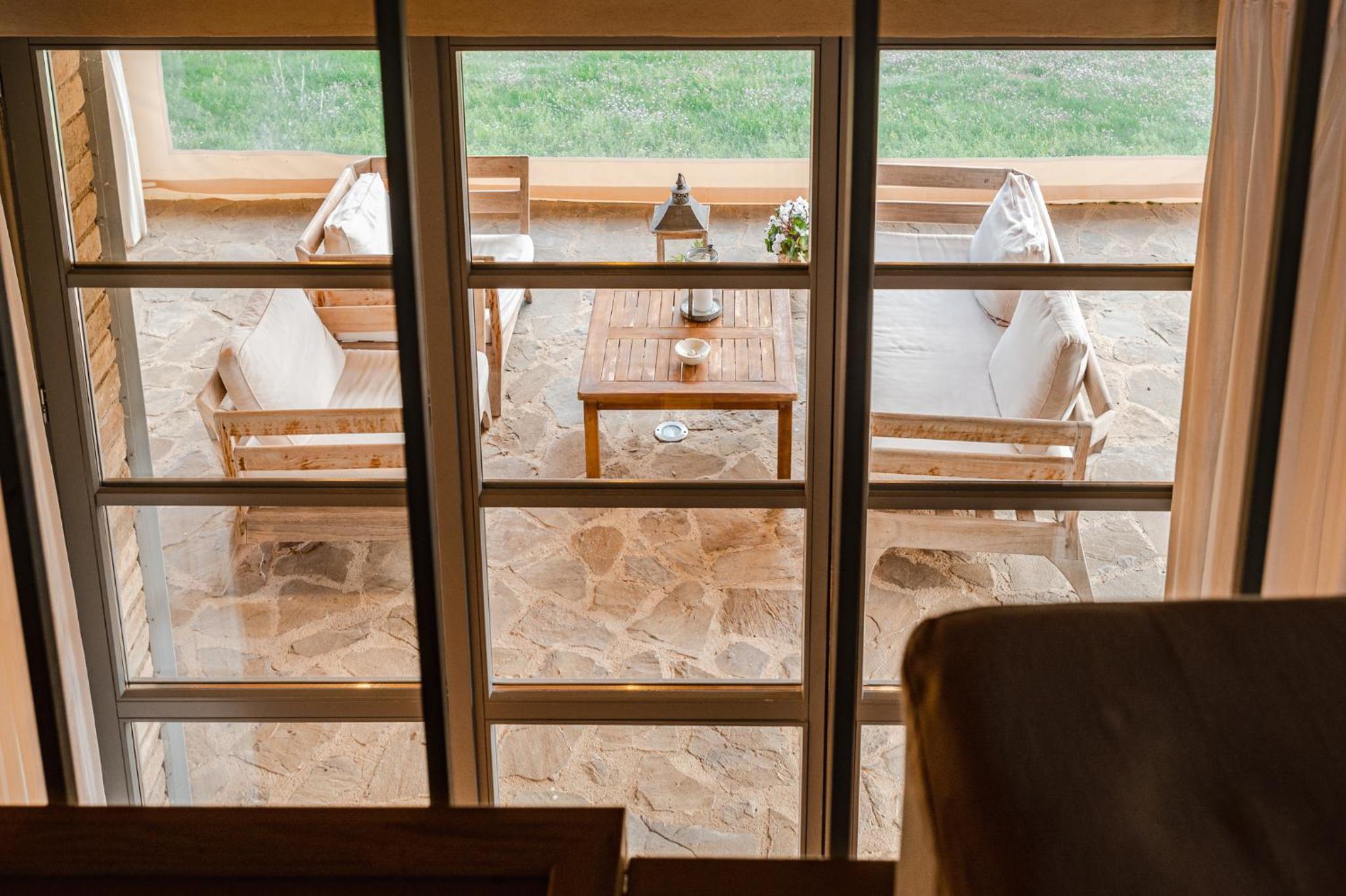 Studio - Split Level - Photo 17