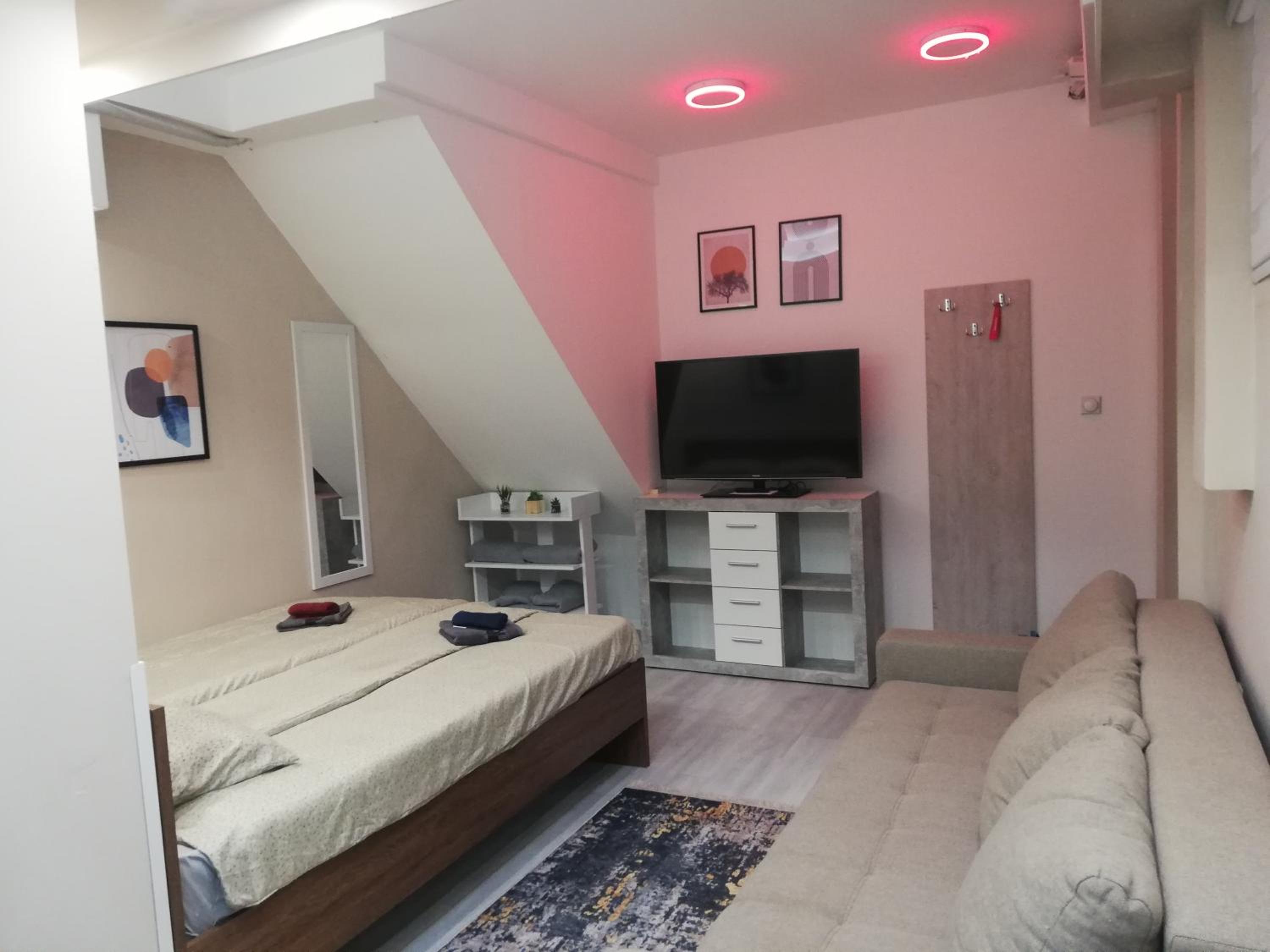 Deluxe Quadruple Room photo 3