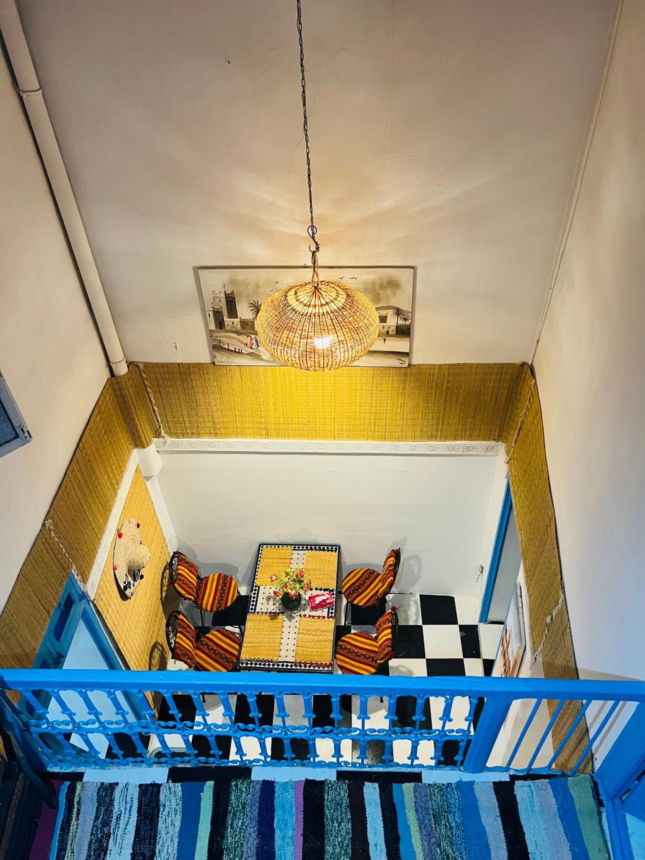 Three-Bedroom House - Photo 2