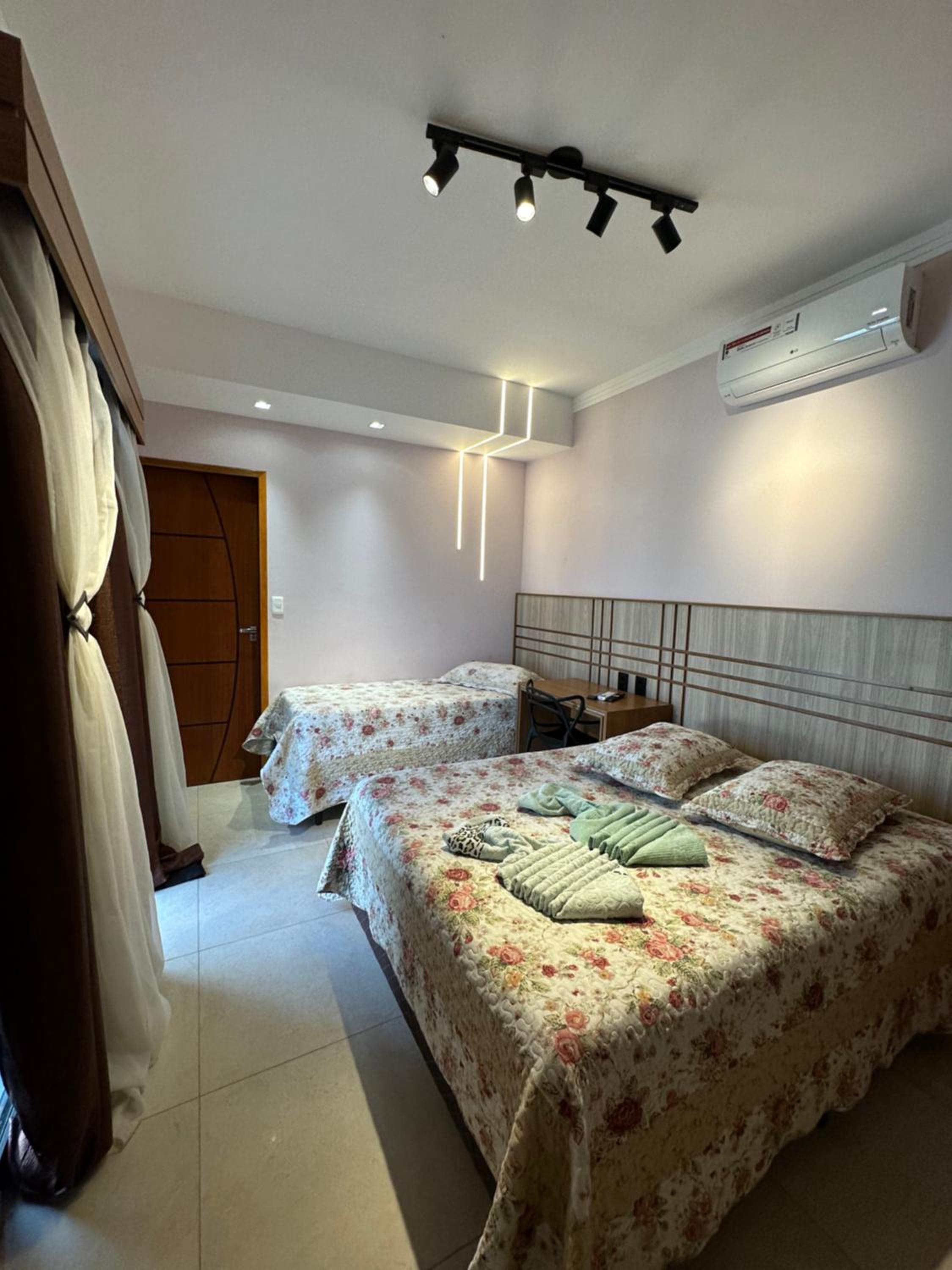 Suite with Balcony photo 1