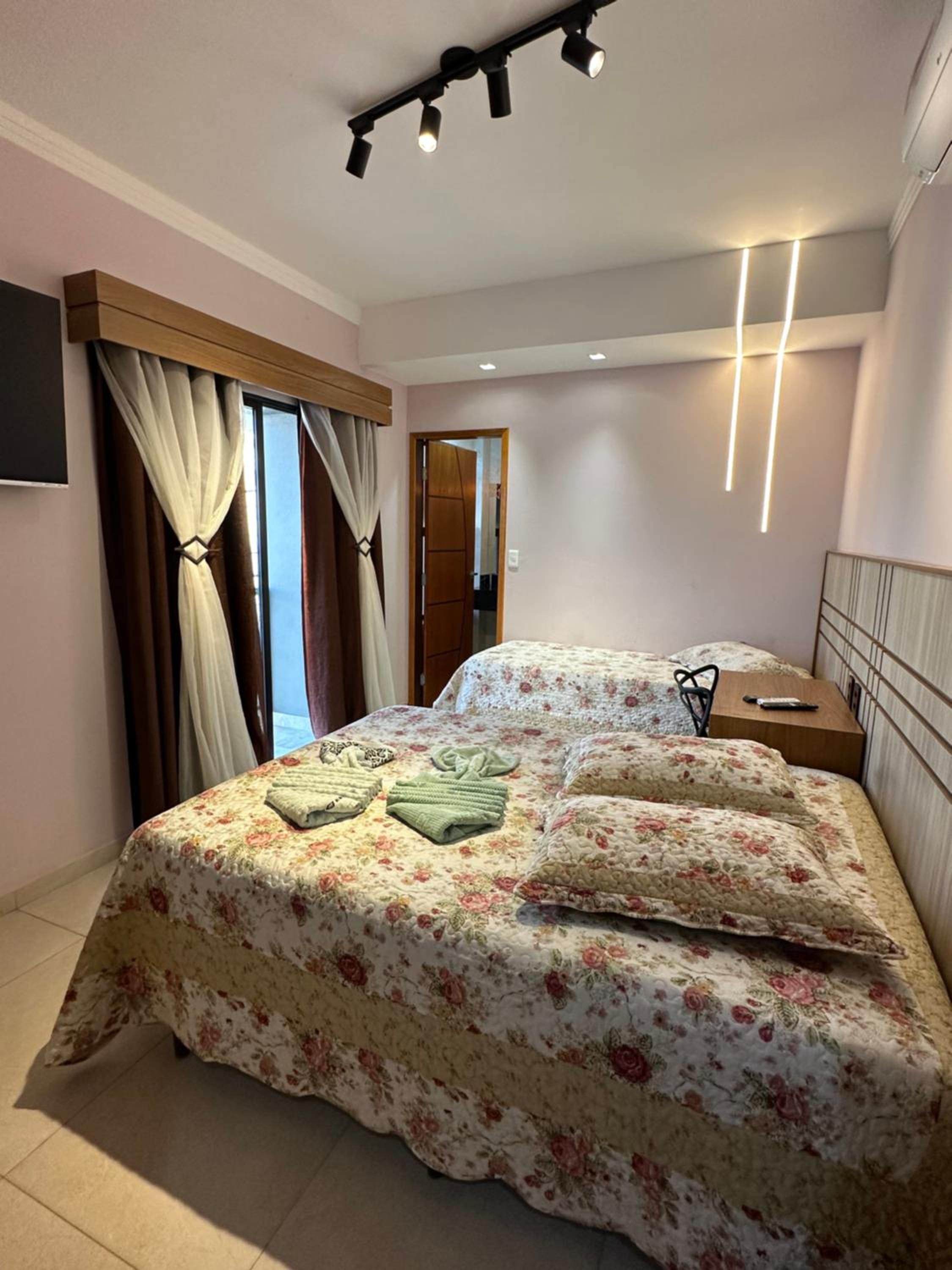 Suite with Balcony photo 2
