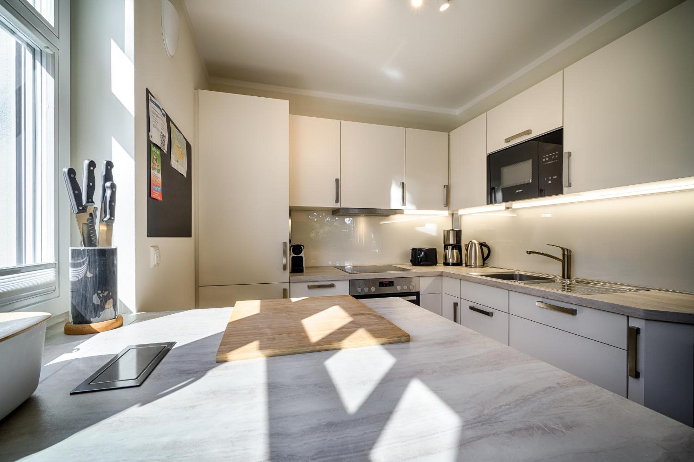 Three-Bedroom House photo 2