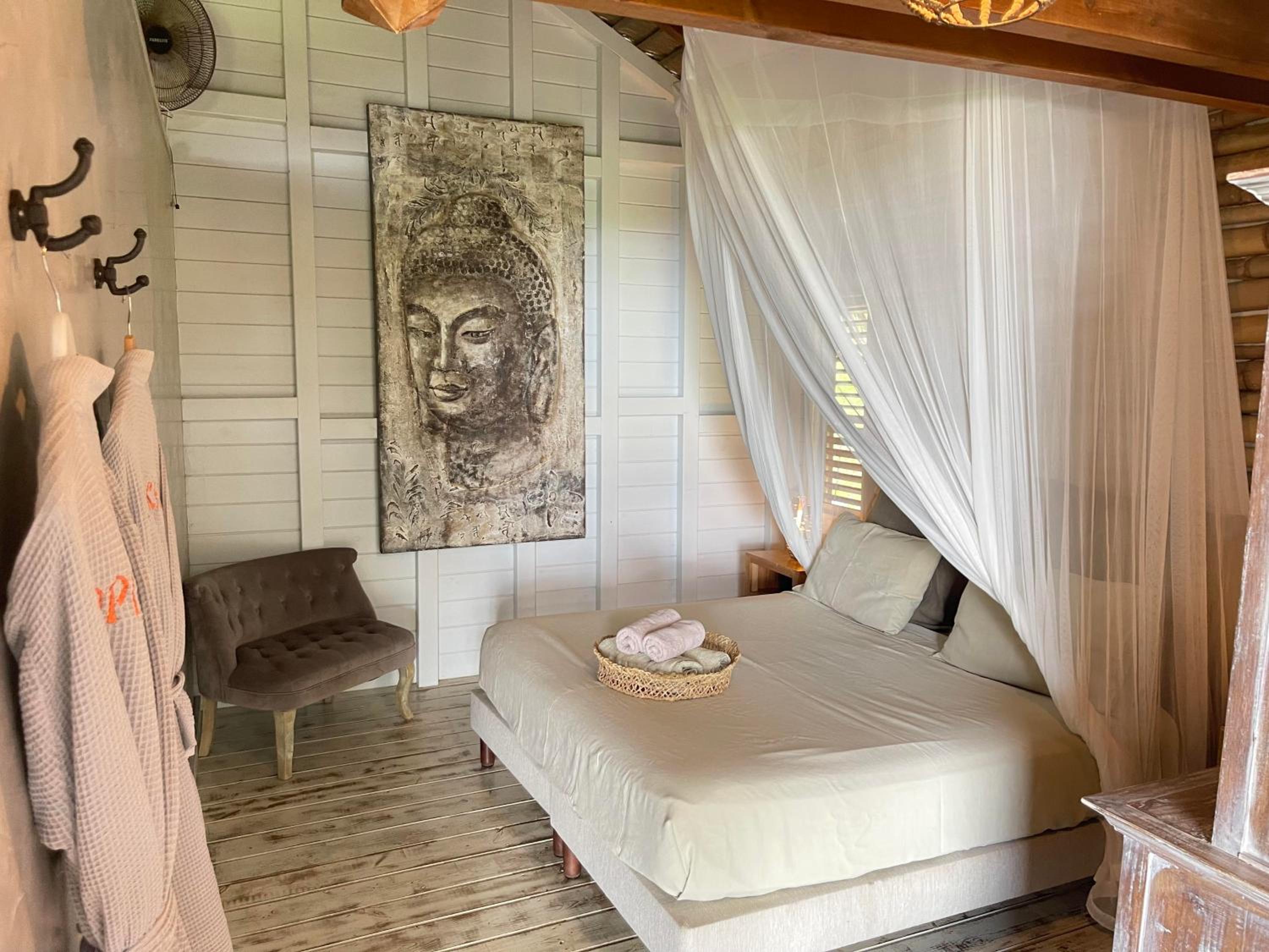 Deluxe Bungalow with Sea View photo 3