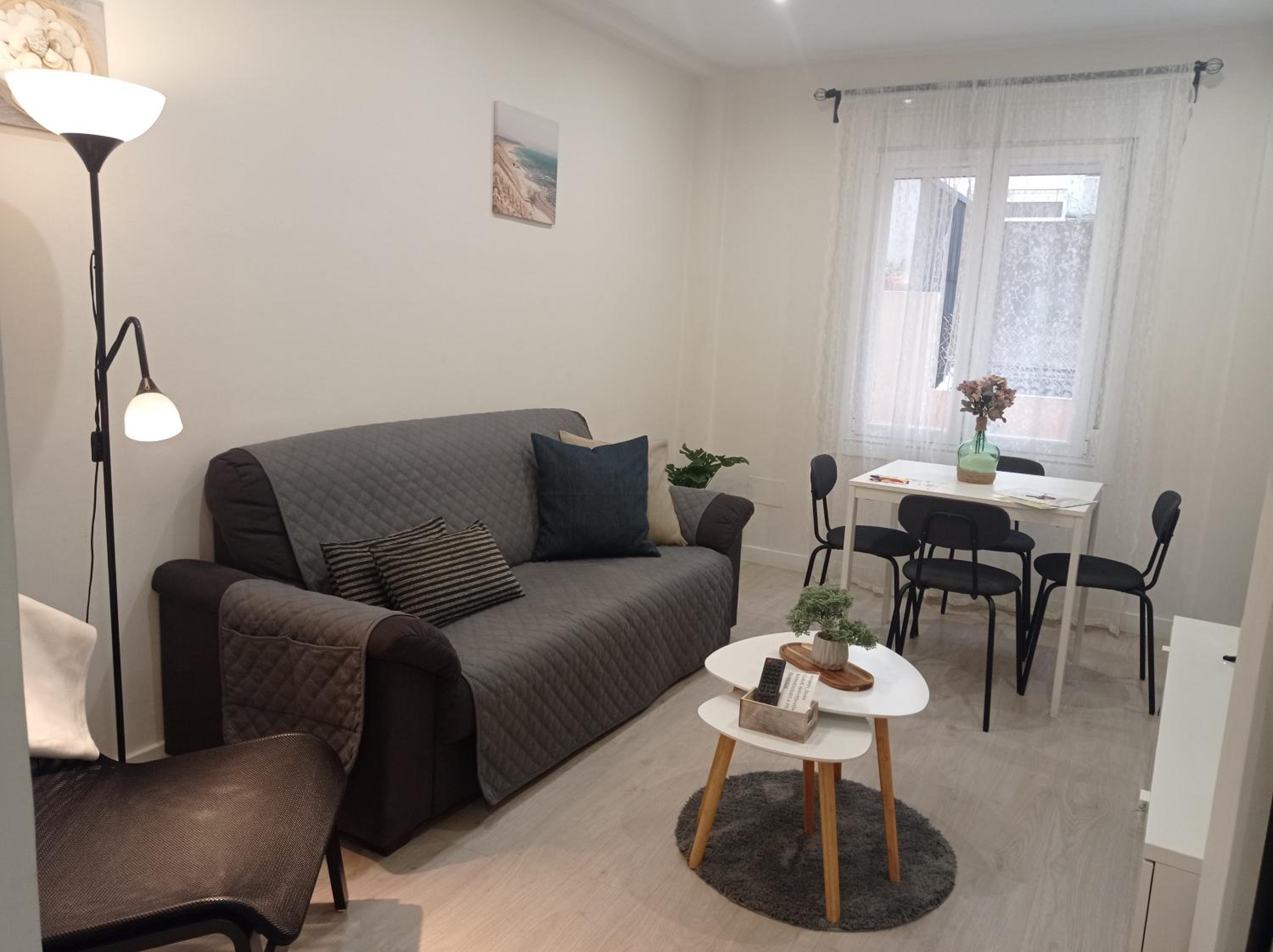 Three-Bedroom Apartment - Photo 5