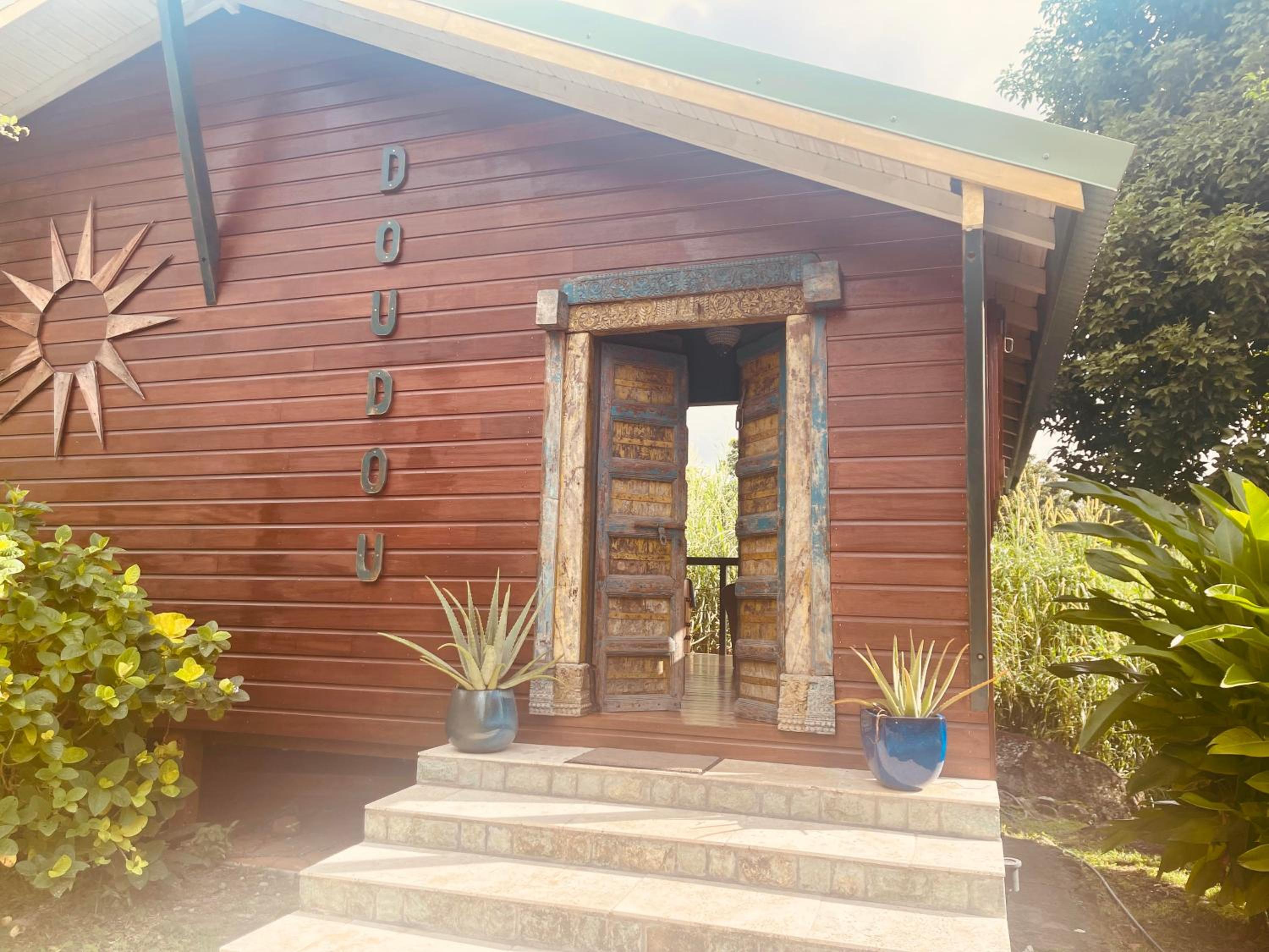 Standard Bungalow
