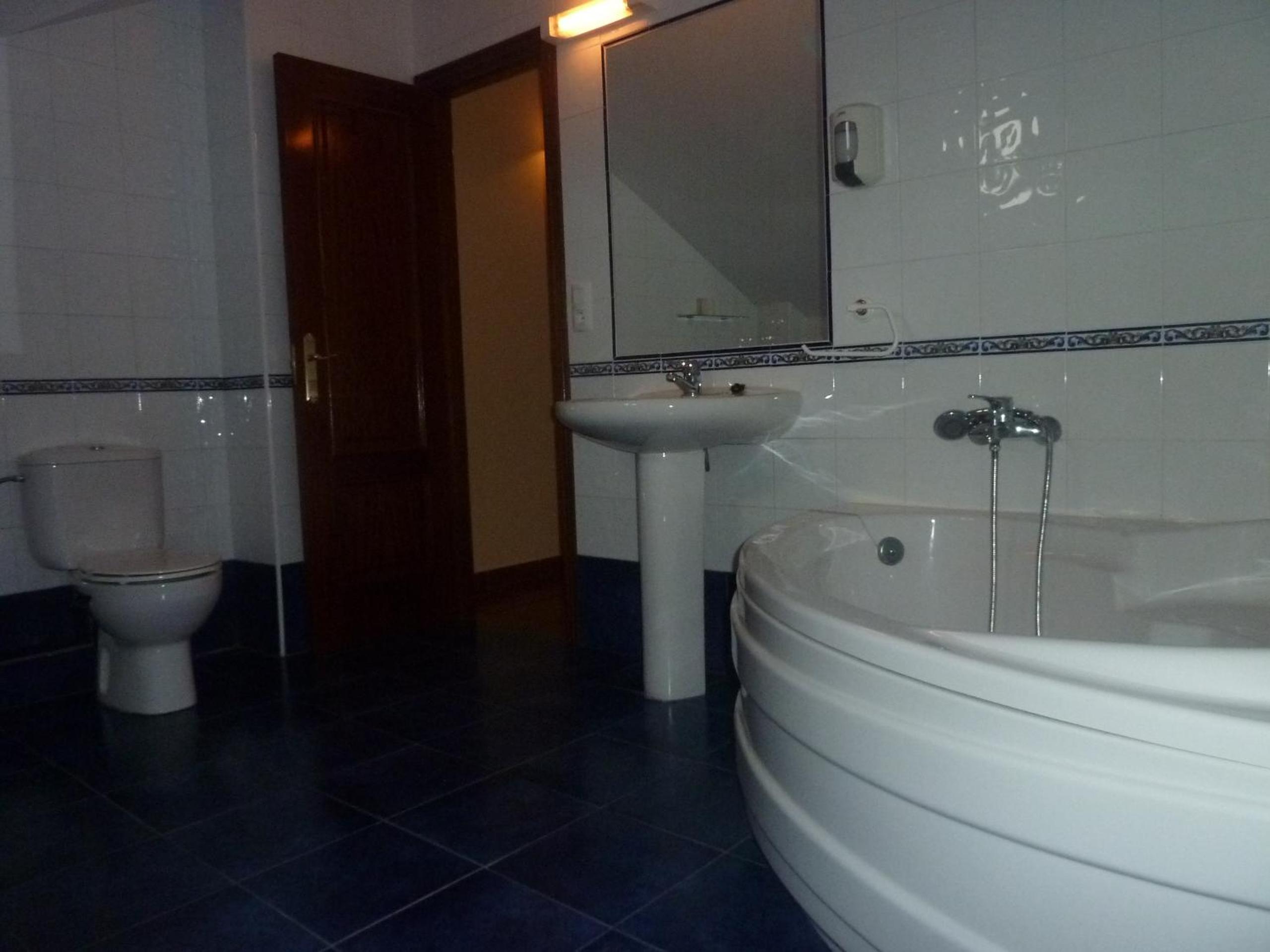 One-Bedroom Apartment (2 Adults) photo 3