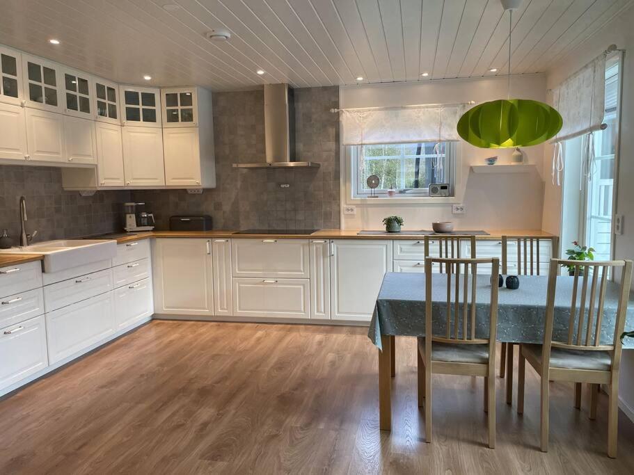 Villa photo 3