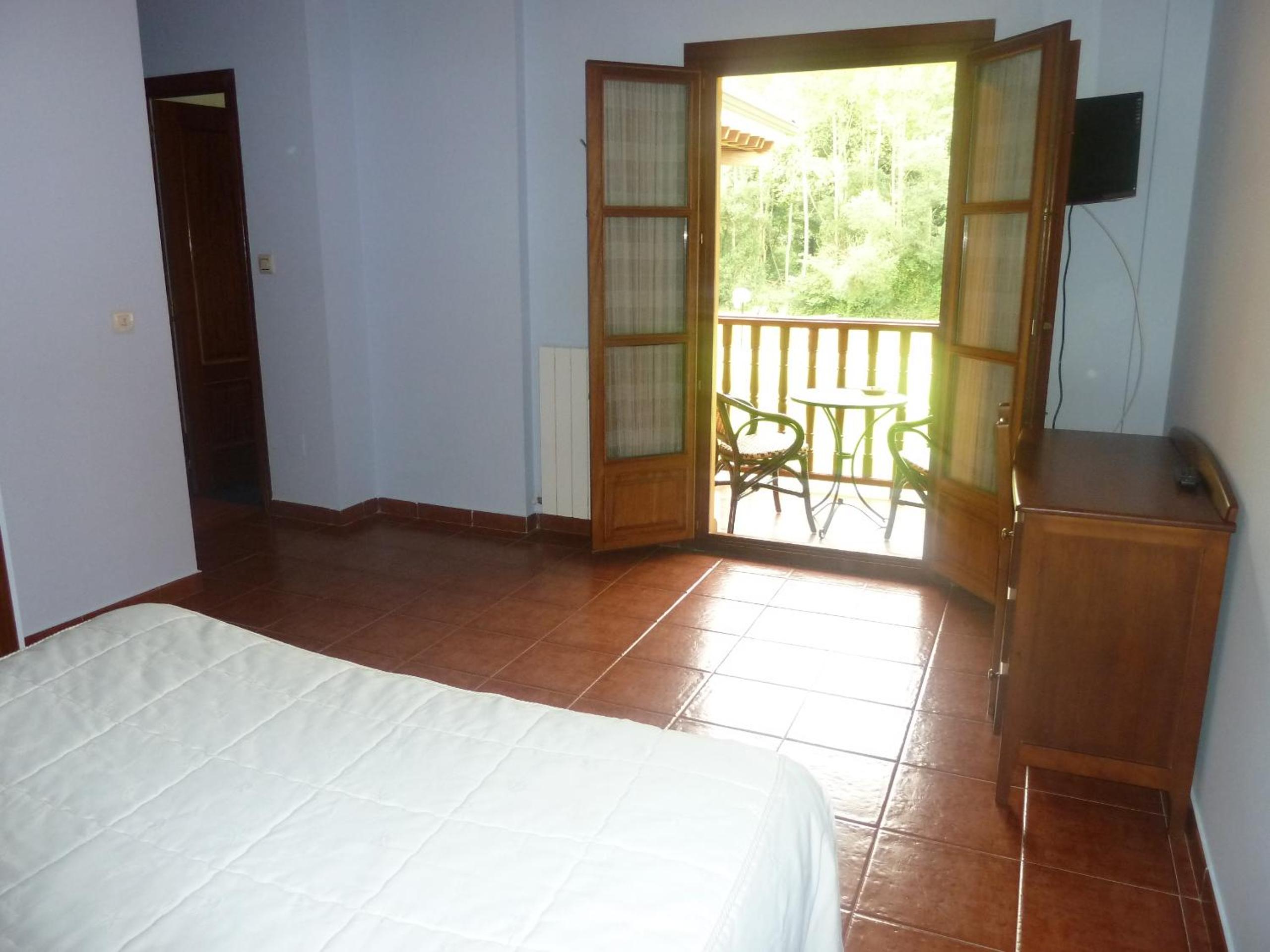 Double or Twin Room photo 2
