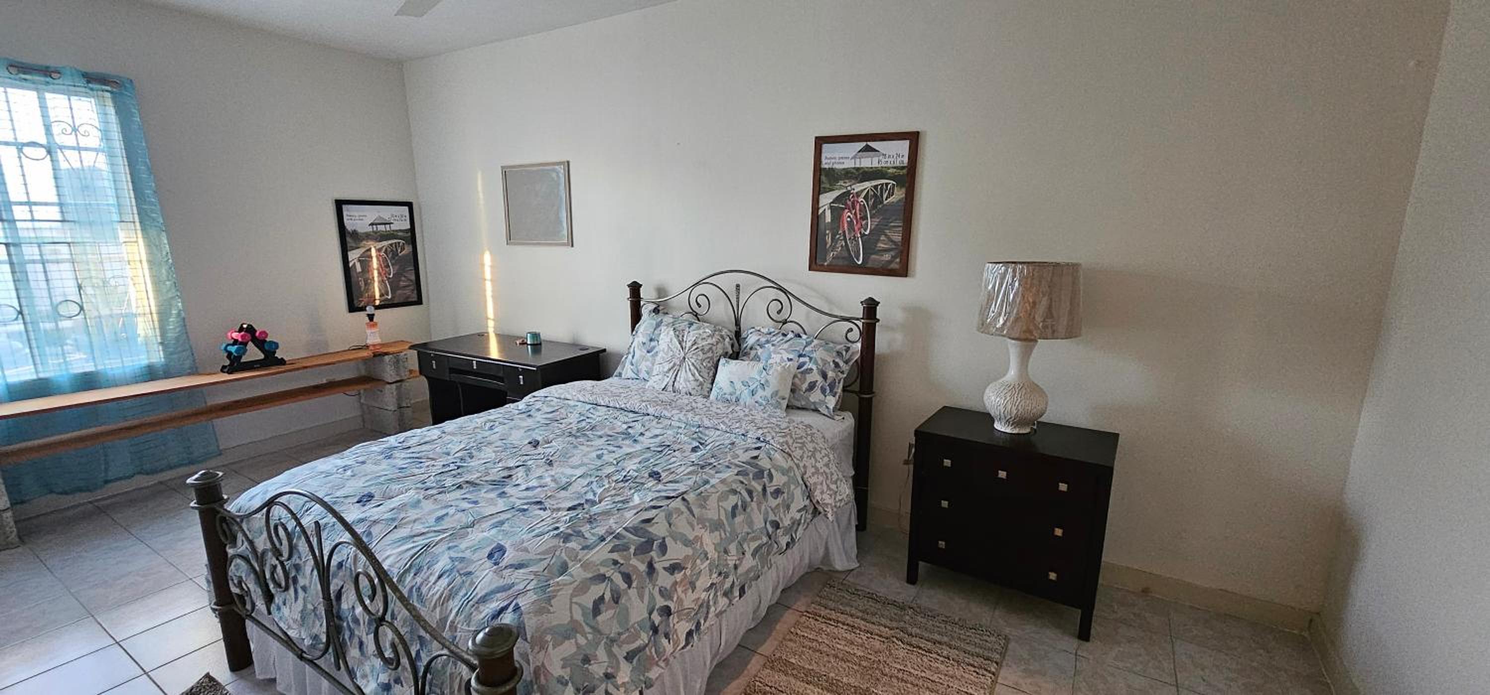 Deluxe Double Room With Bath photo 3