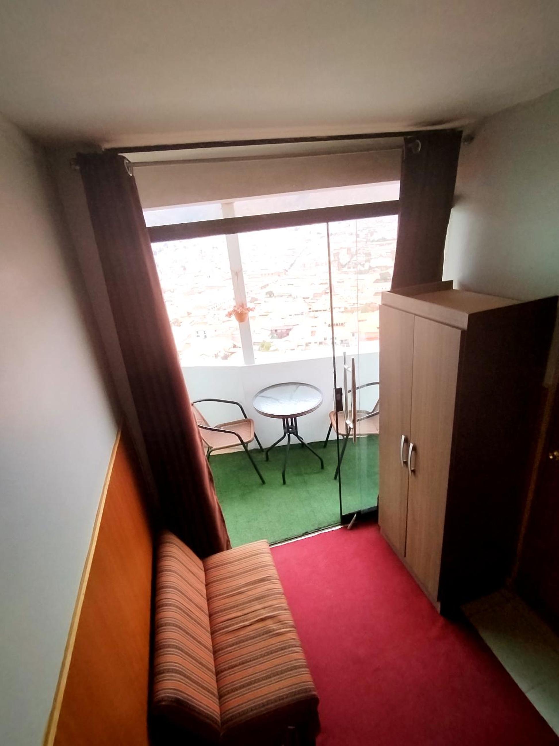 Deluxe Double Room with Balcony photo 2