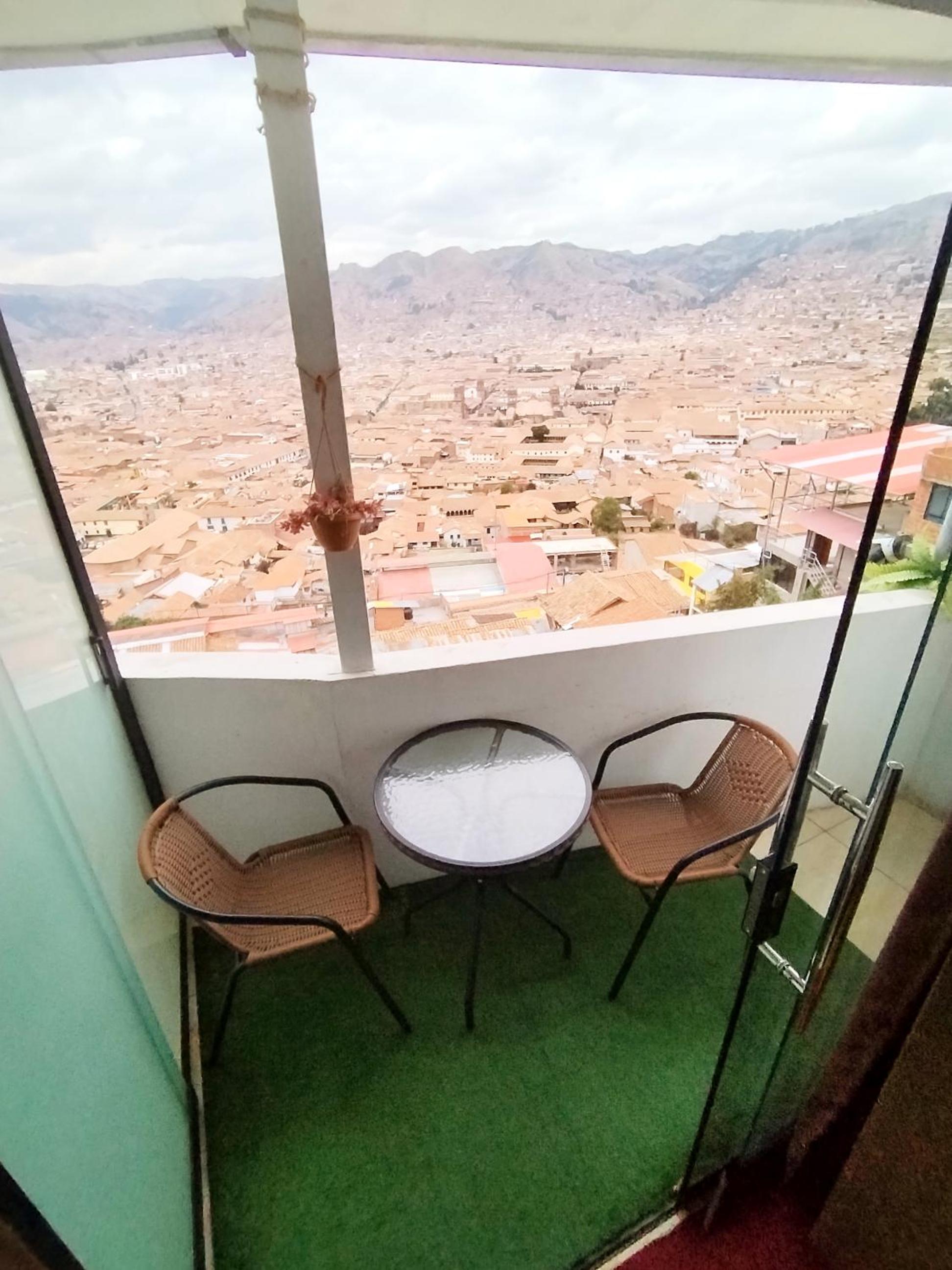 Deluxe Double Room with Balcony photo 3